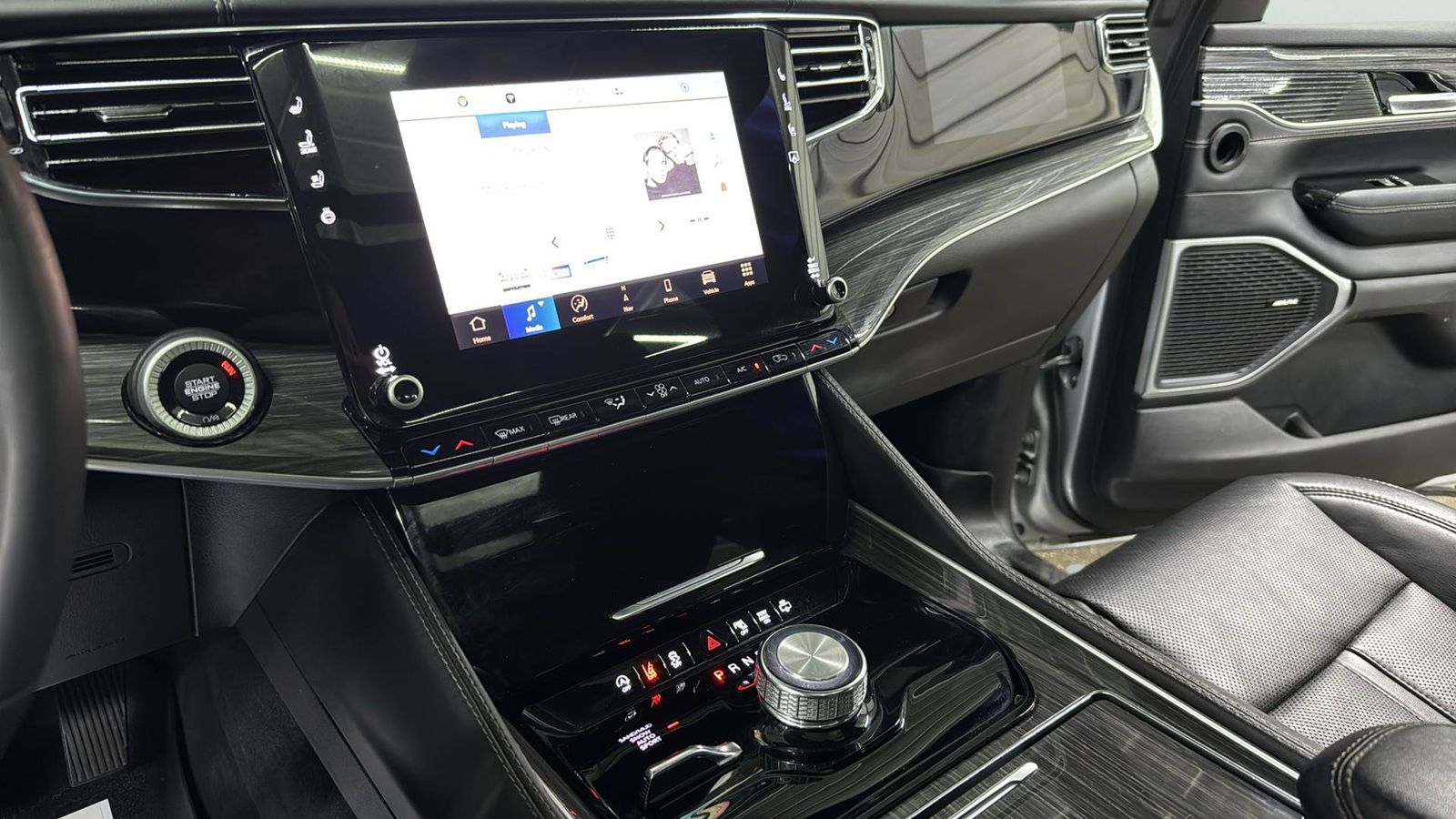 Used Car 2022 Jeep Wagoneer  Series Ii For Sale Under $40,000 In Austin, Texas