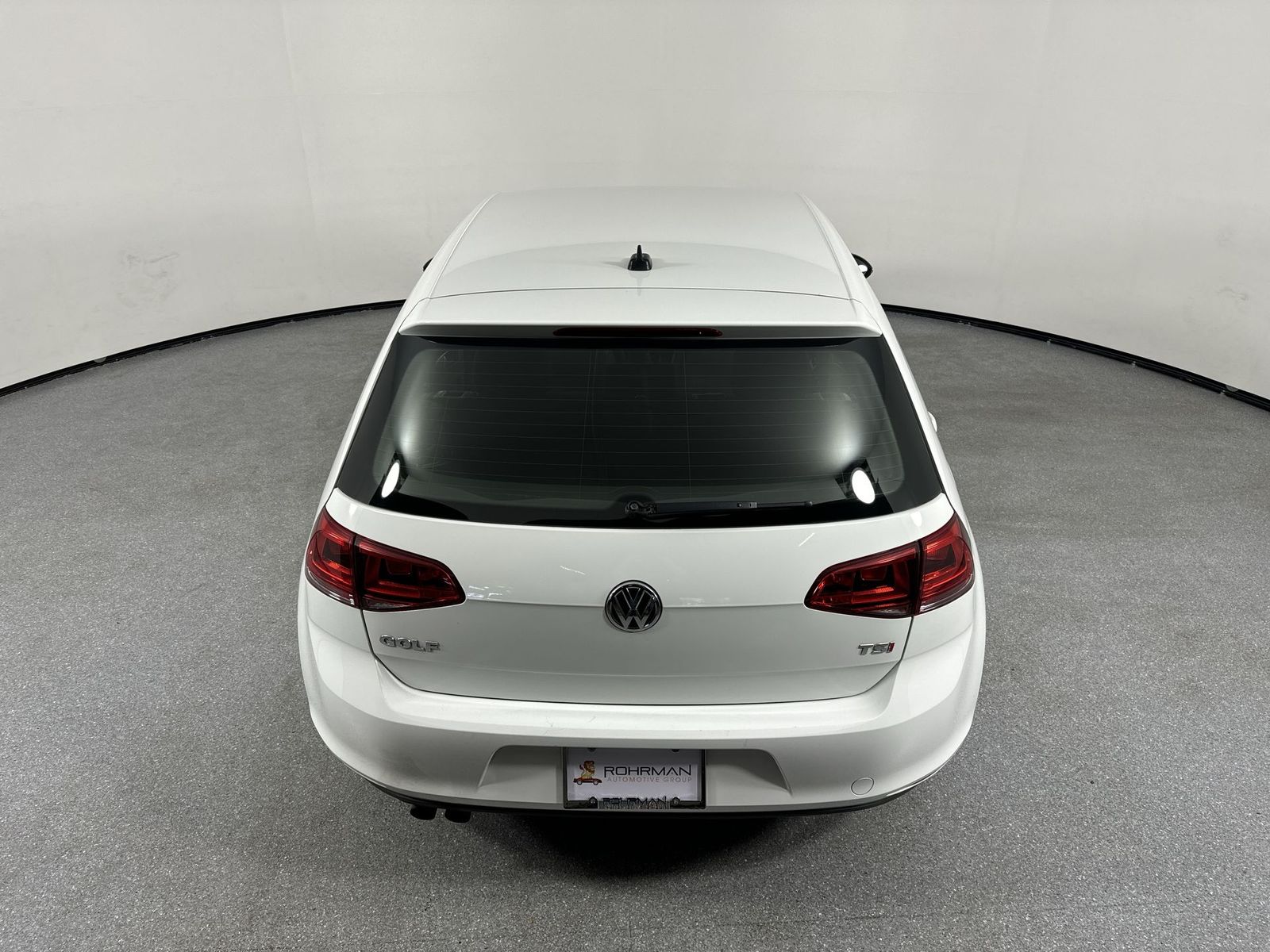 2016 Volkswagen Golf TSI S 4-Door 31