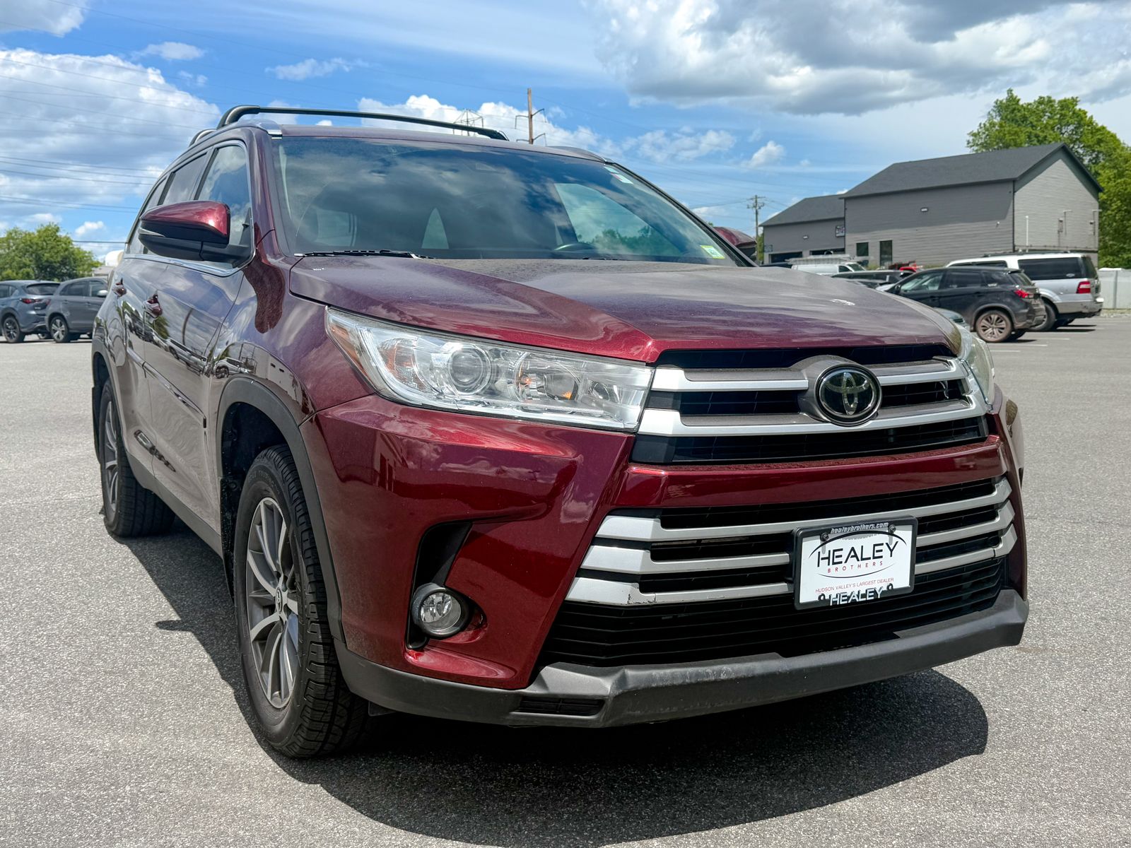 Ooh La La Rouge Mica 2019 Toyota Highlander XLE AWD SUV / Crossover All-Wheel Drive 8-Speed Automatic