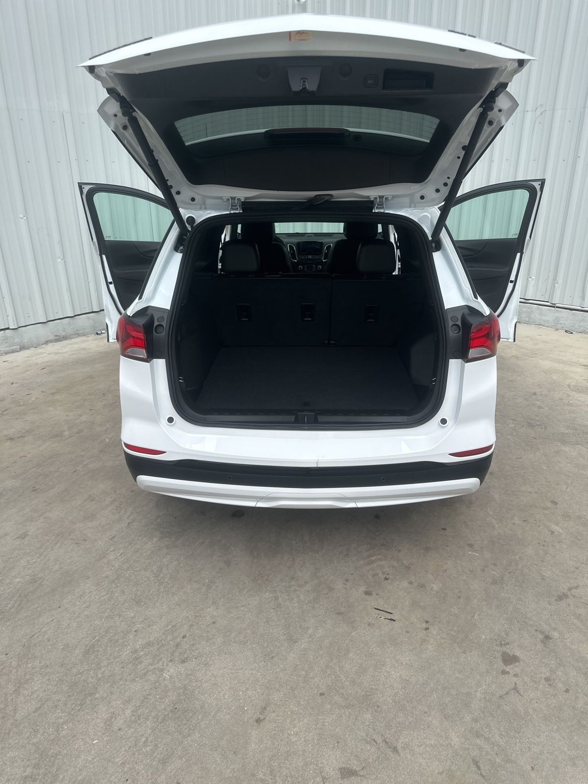 Used Car 2024 Chevrolet Equinox  Rs For Sale Under $30,000 In Austin, Texas