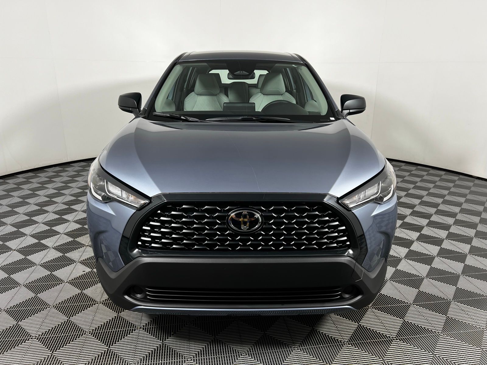 2025 Toyota Corolla Cross L 2