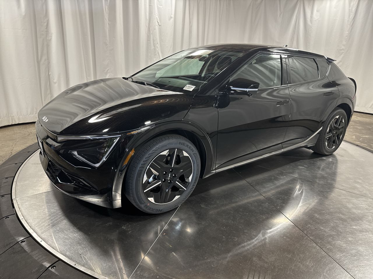 2025 Kia EV6 Wind