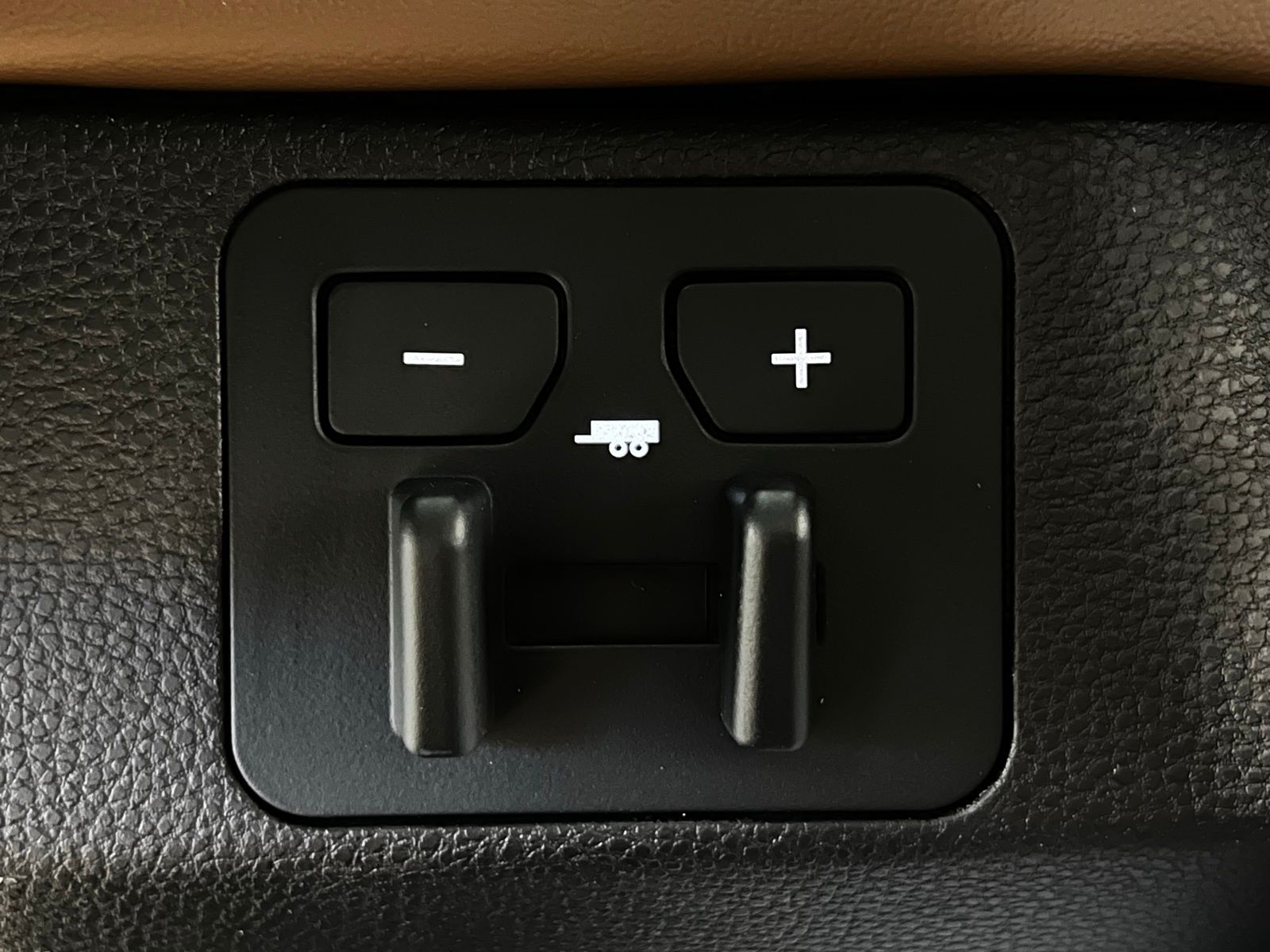 Thumbnail: 2026 Toyota Tundra - 19