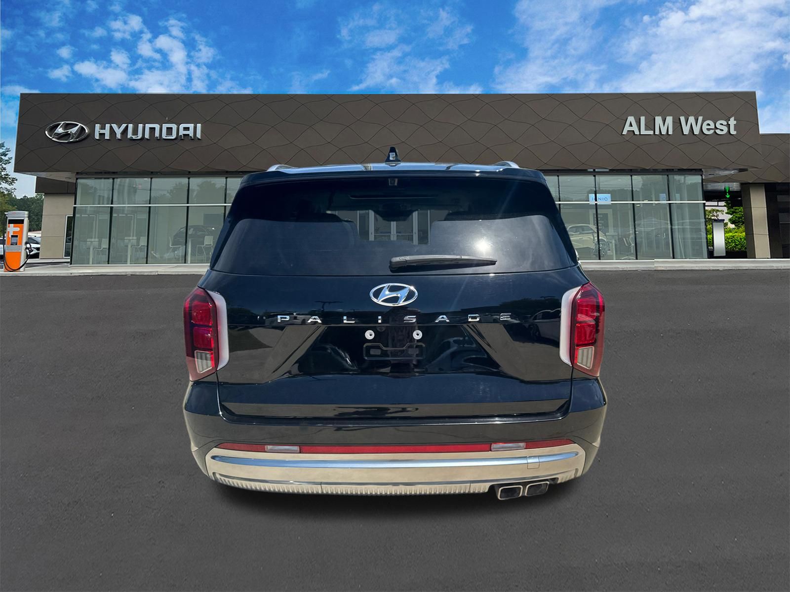 Used 2025 Black Hyundai Calligraphy image 6