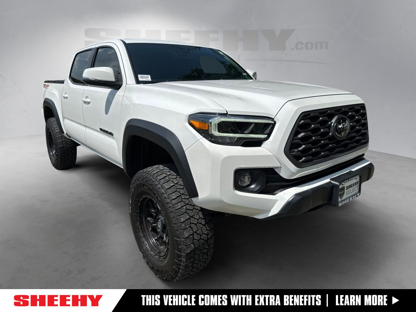 White 2022 Toyota Tacoma Pickup Truck Four-Wheel Drive 6-Speed Automatic