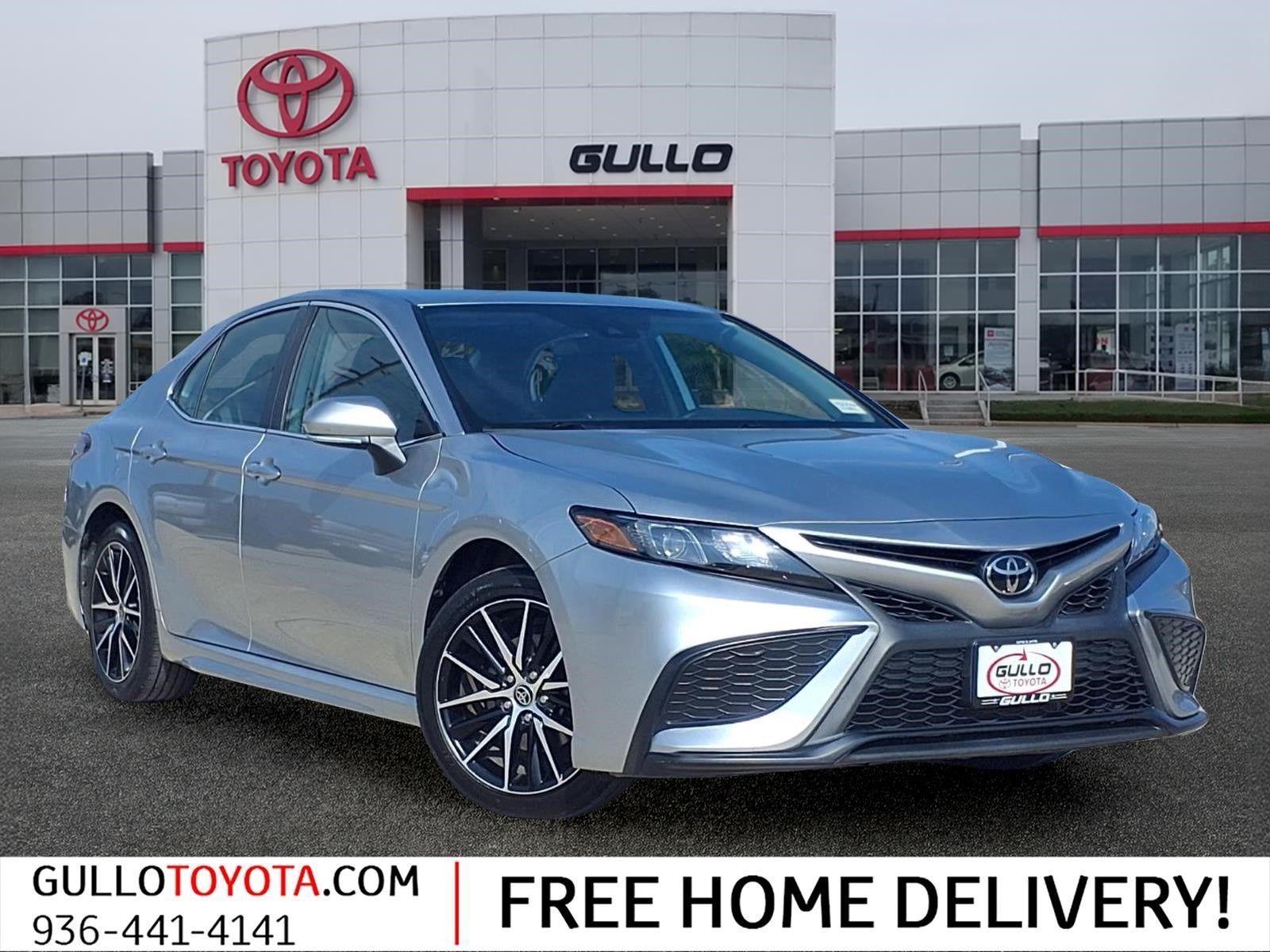 2023 Toyota Camry SE - 0