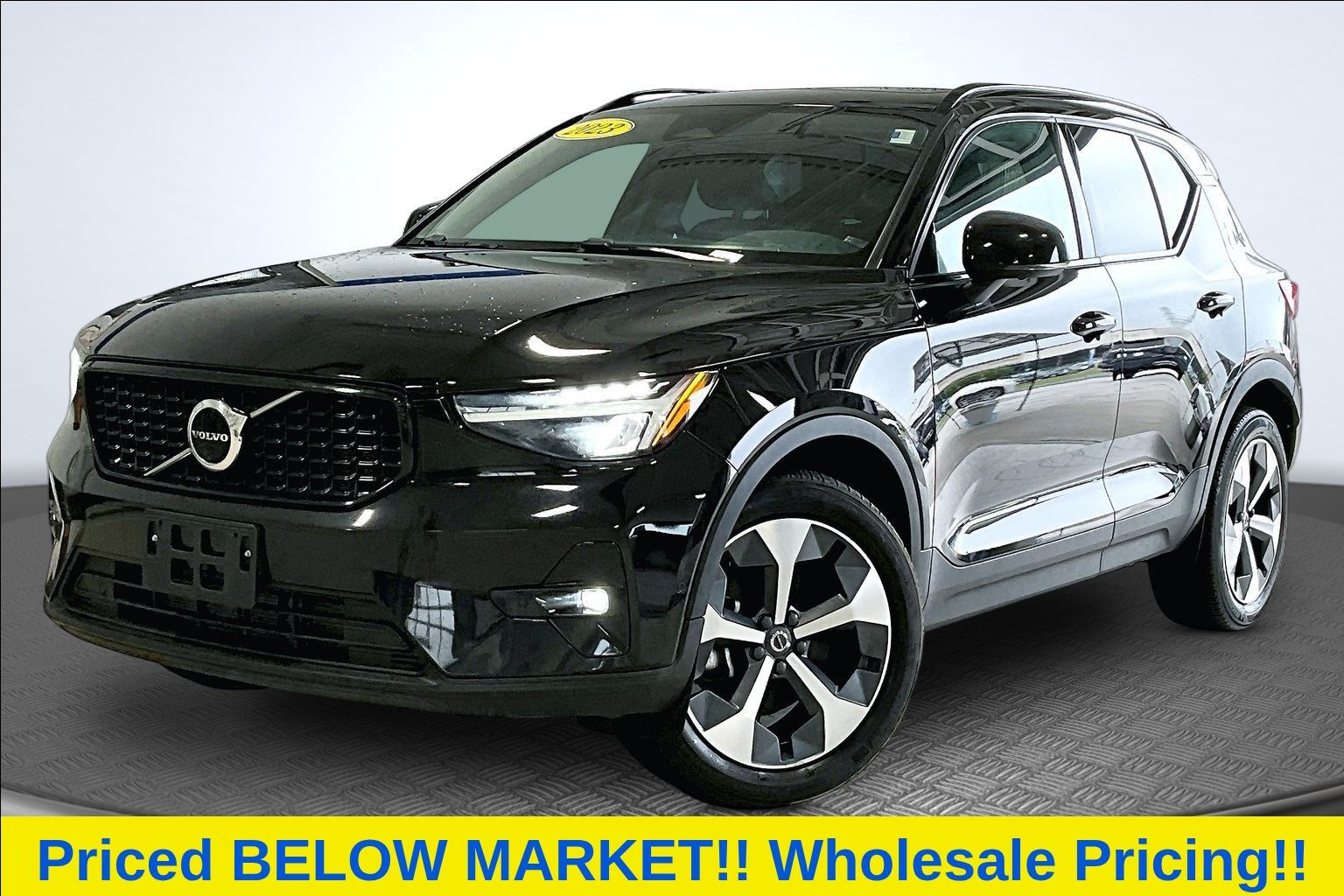 2023 Volvo XC40