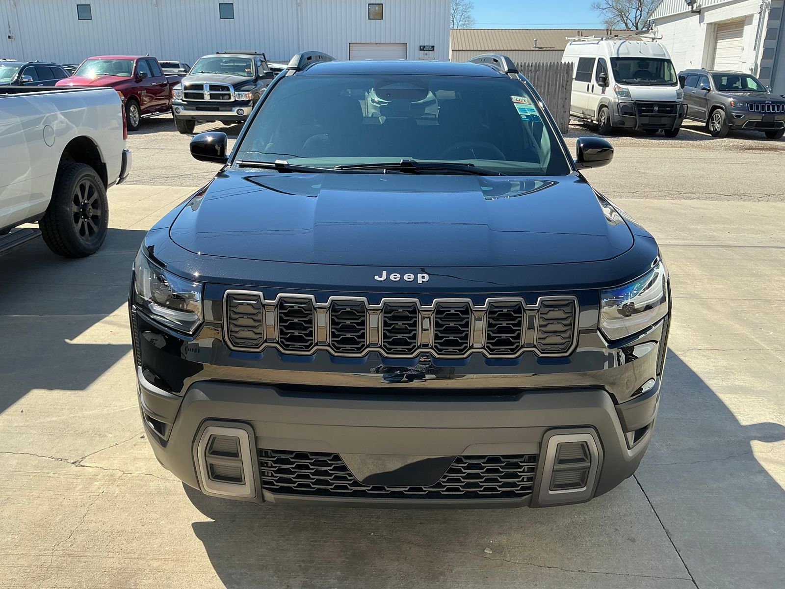 2026 Jeep Cherokee Laredo 4WD