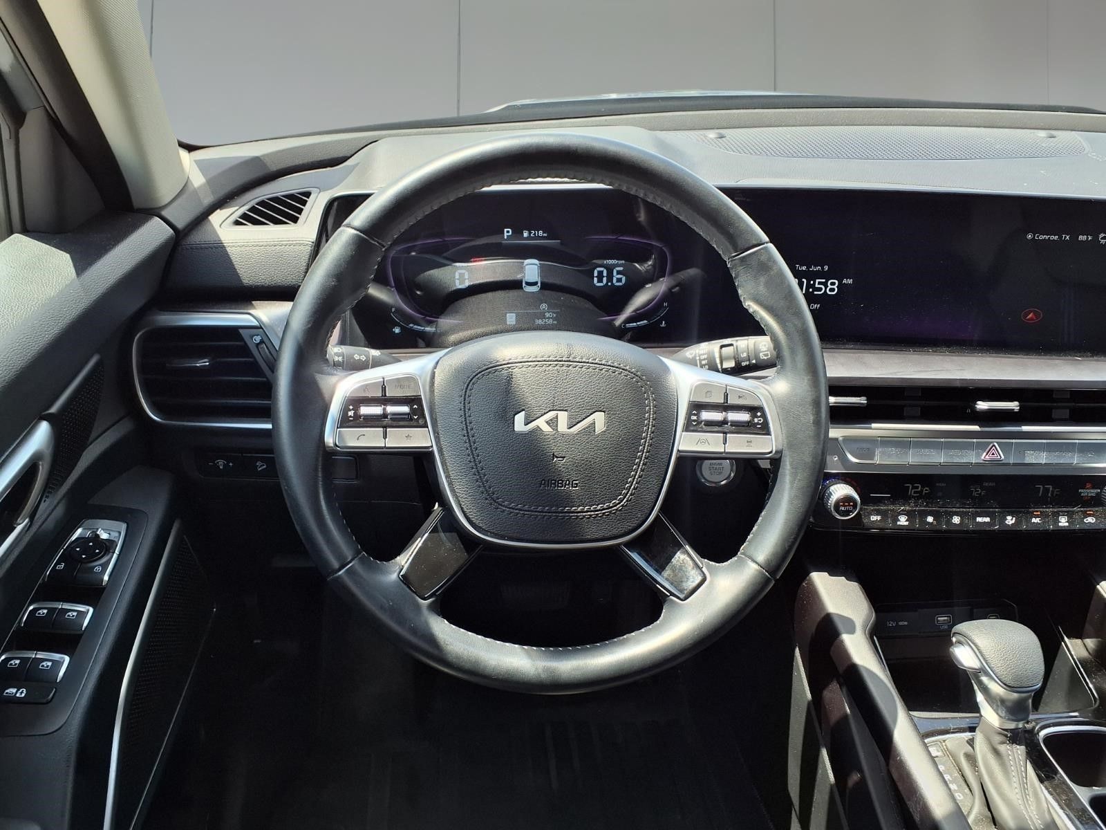 2024 Kia Telluride LX Silver at Shottenkirk Kia Fort Bend