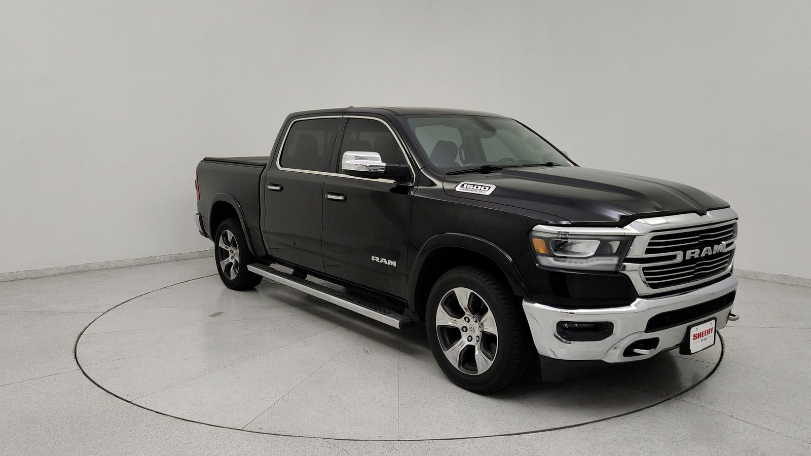 2019 RAM 1500 Laramie Crew Cab 4WD