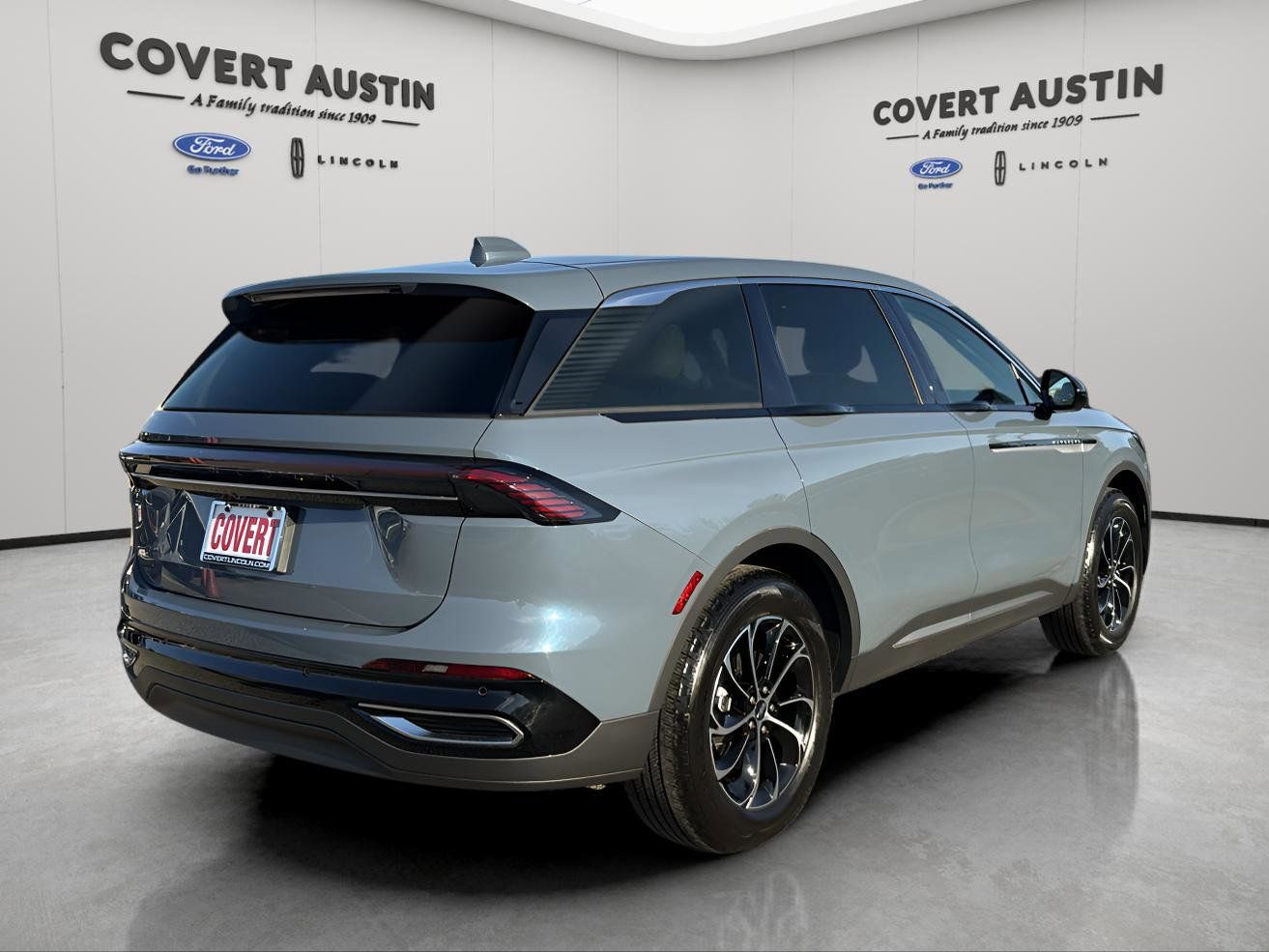 Used Car 2025 Lincoln Nautilus  Premiere For Sale Under $50,000 In Austin, Texas