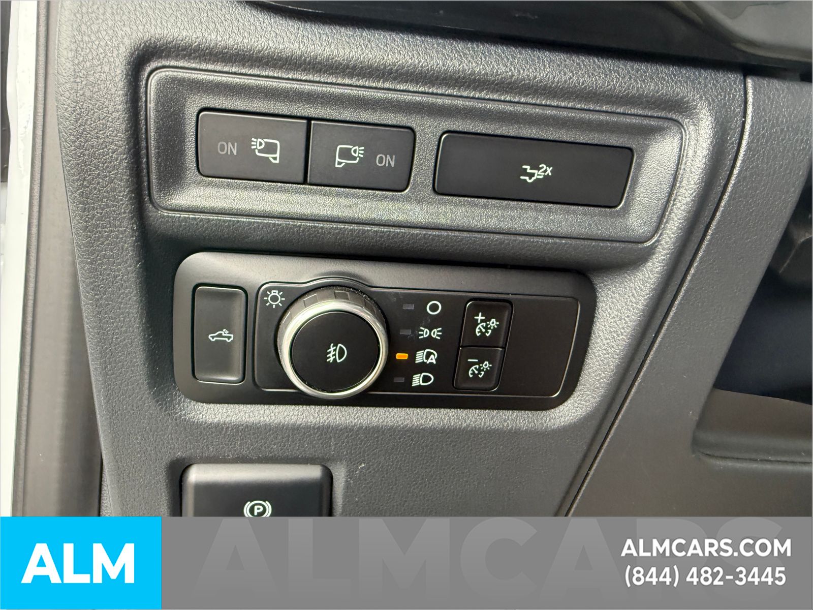 Used 2023 White Ford XLT image 30
