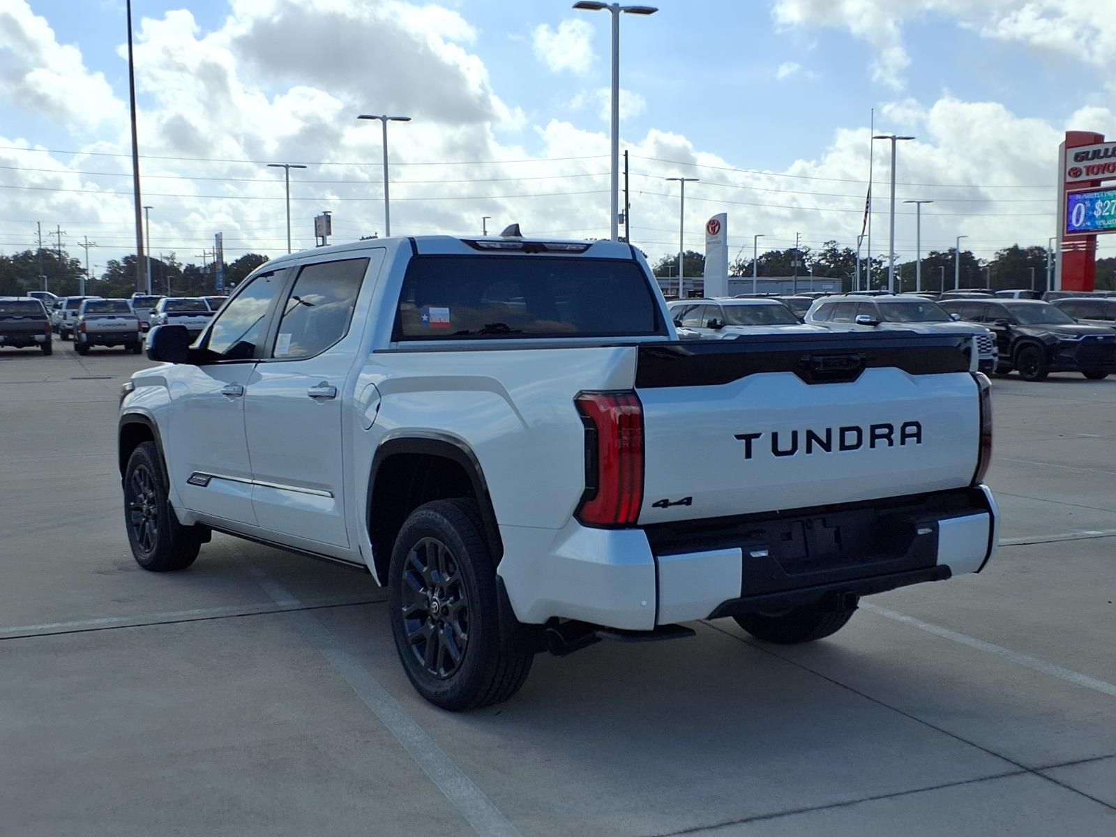 2026 Toyota Tundra Platinum - 1
