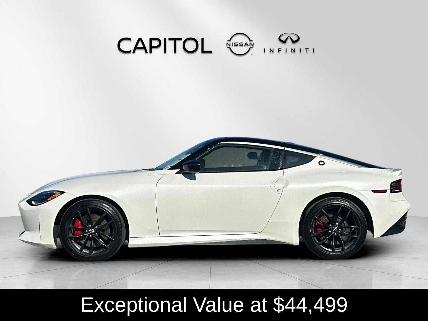 View vehicle photo 2