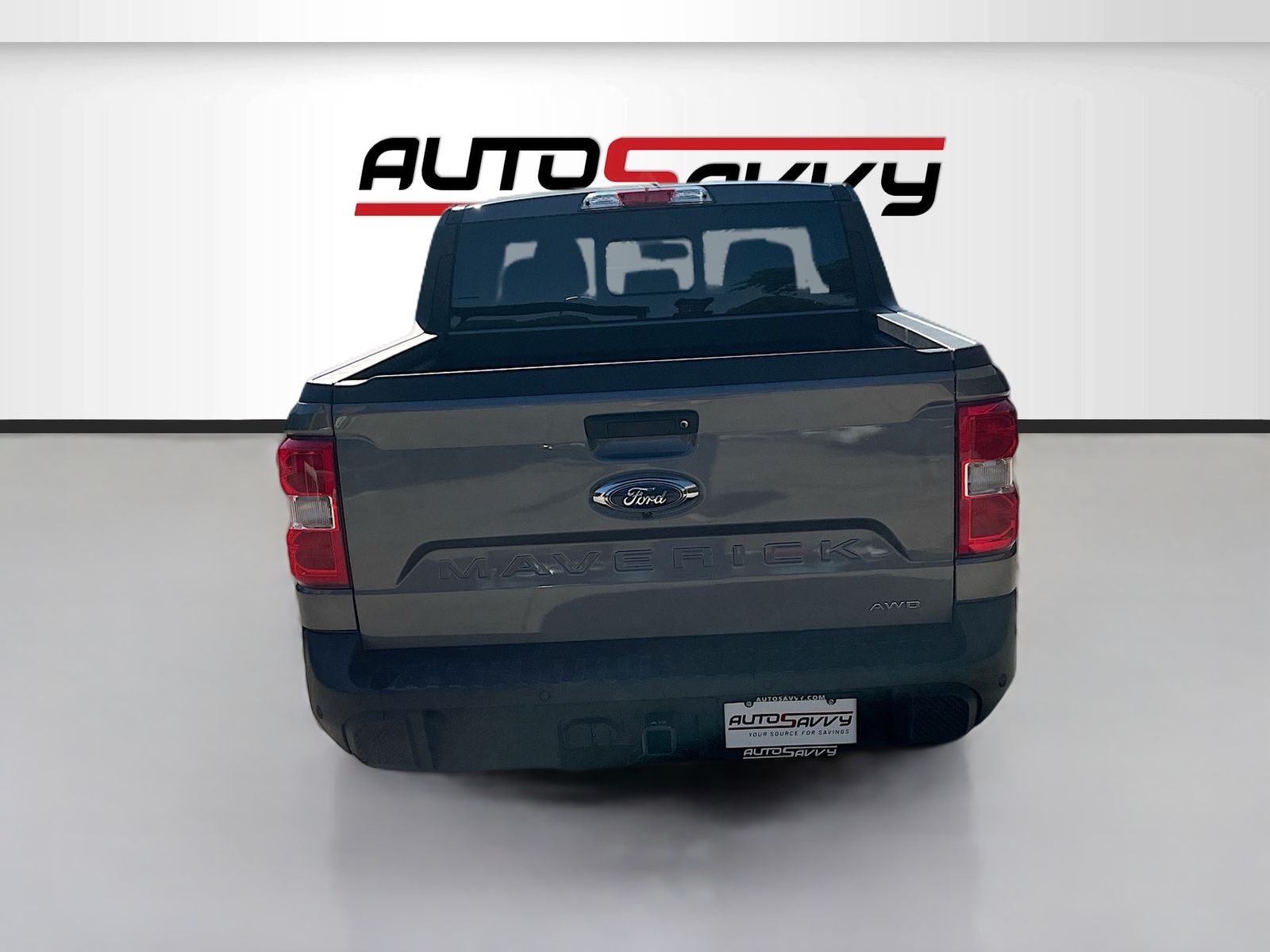 Used 2024 Gray Ford Lariat image 6