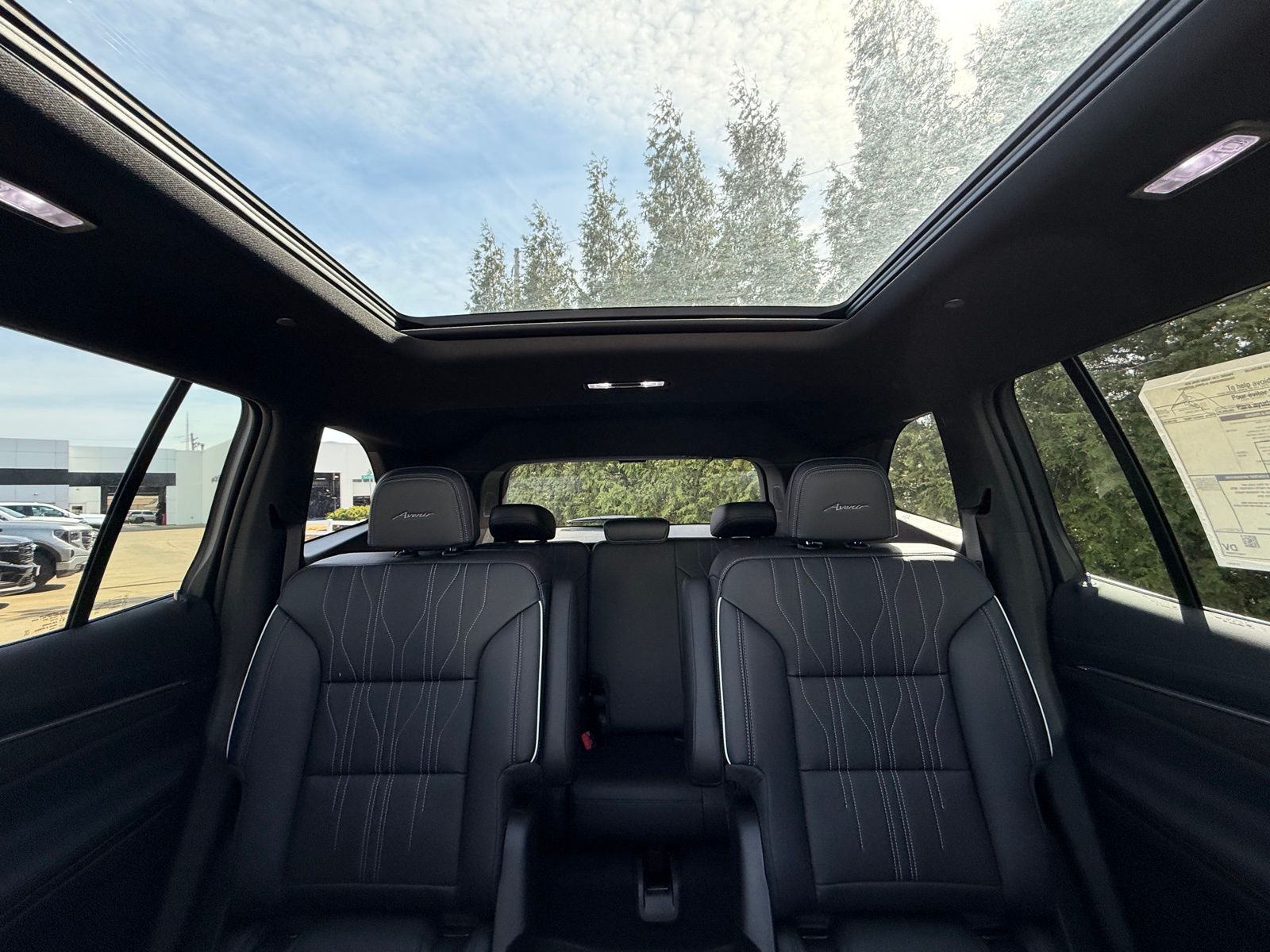 View vehicle photo 3