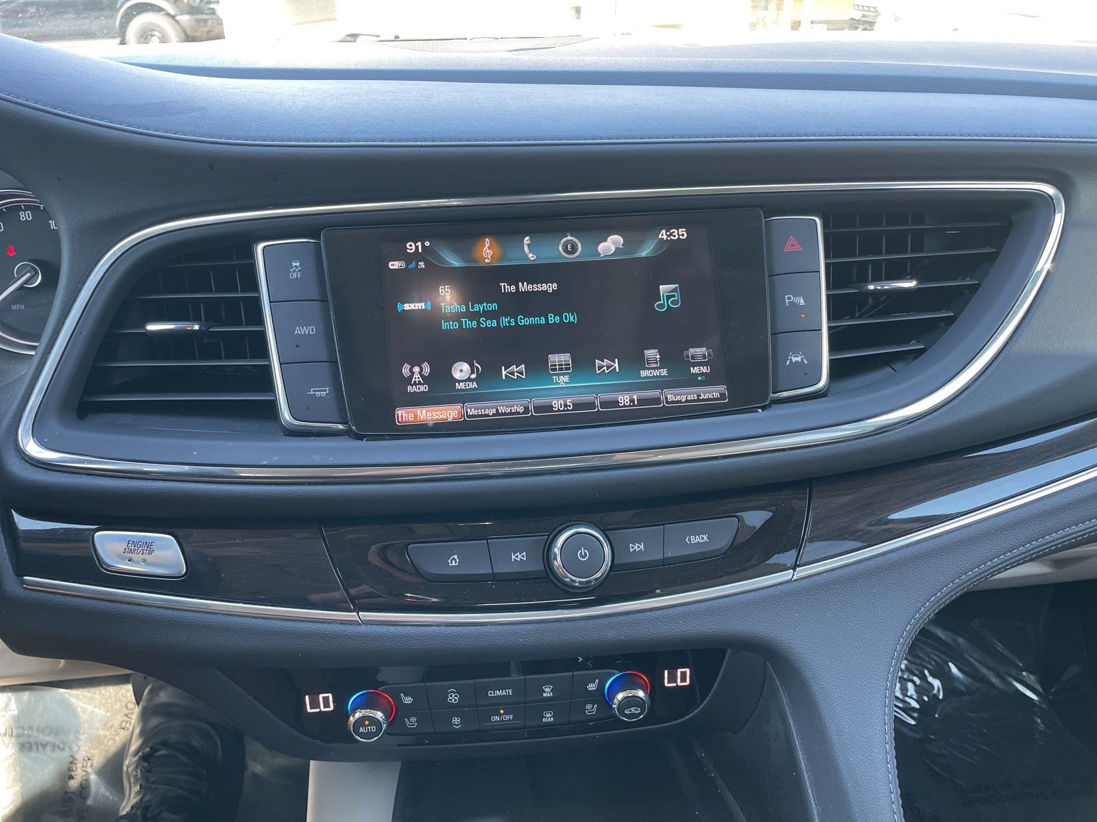 Used 2018 White Frost Buick Premium Group image 19
