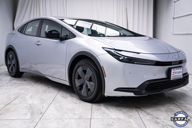 2025 Toyota Prius LE FWD