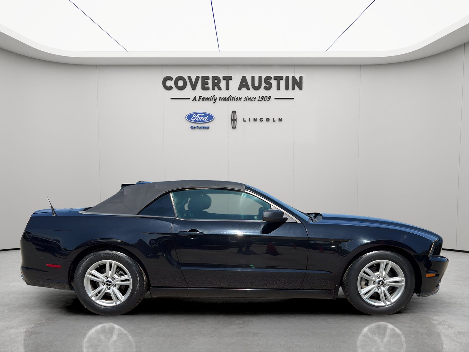 Used Car 2014 Ford Mustang  V6 For Sale Under $20,000 In Austin, Texas