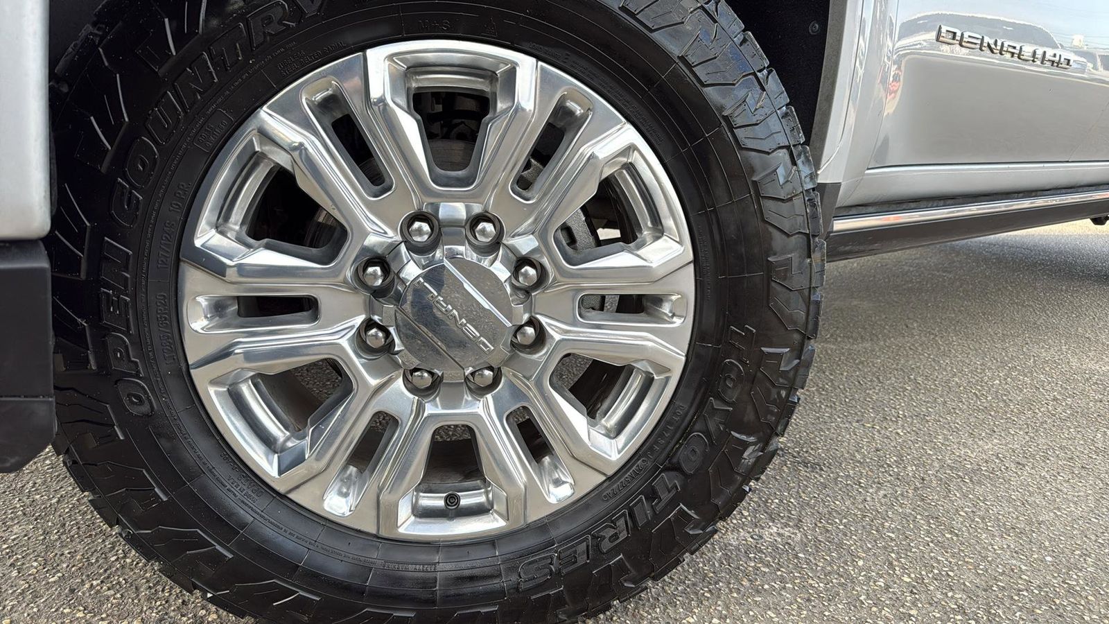 Used Car 2022 Gmc Sierra 2500hd  Denali For Sale Under $60,000 In Austin, Texas