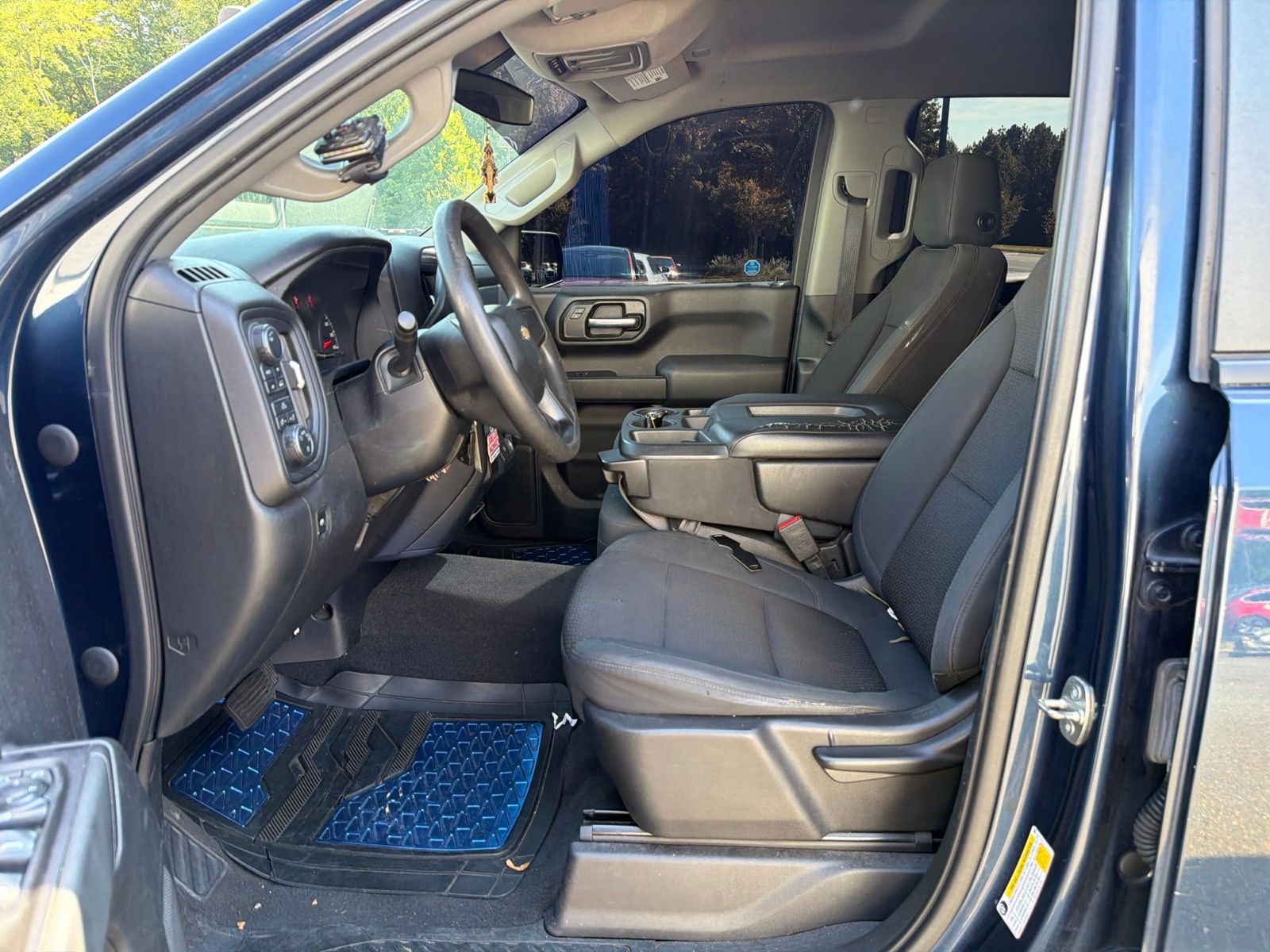 Used 2020 Blue Chevrolet Custom image 9