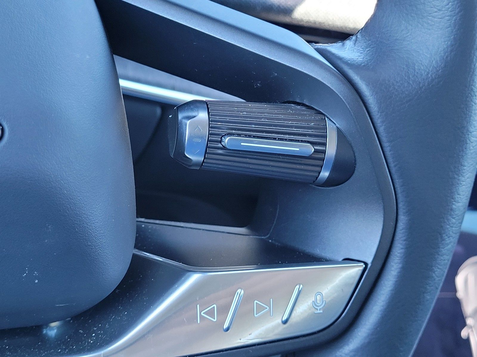 2025 Lucid Air Touring - Photo 28