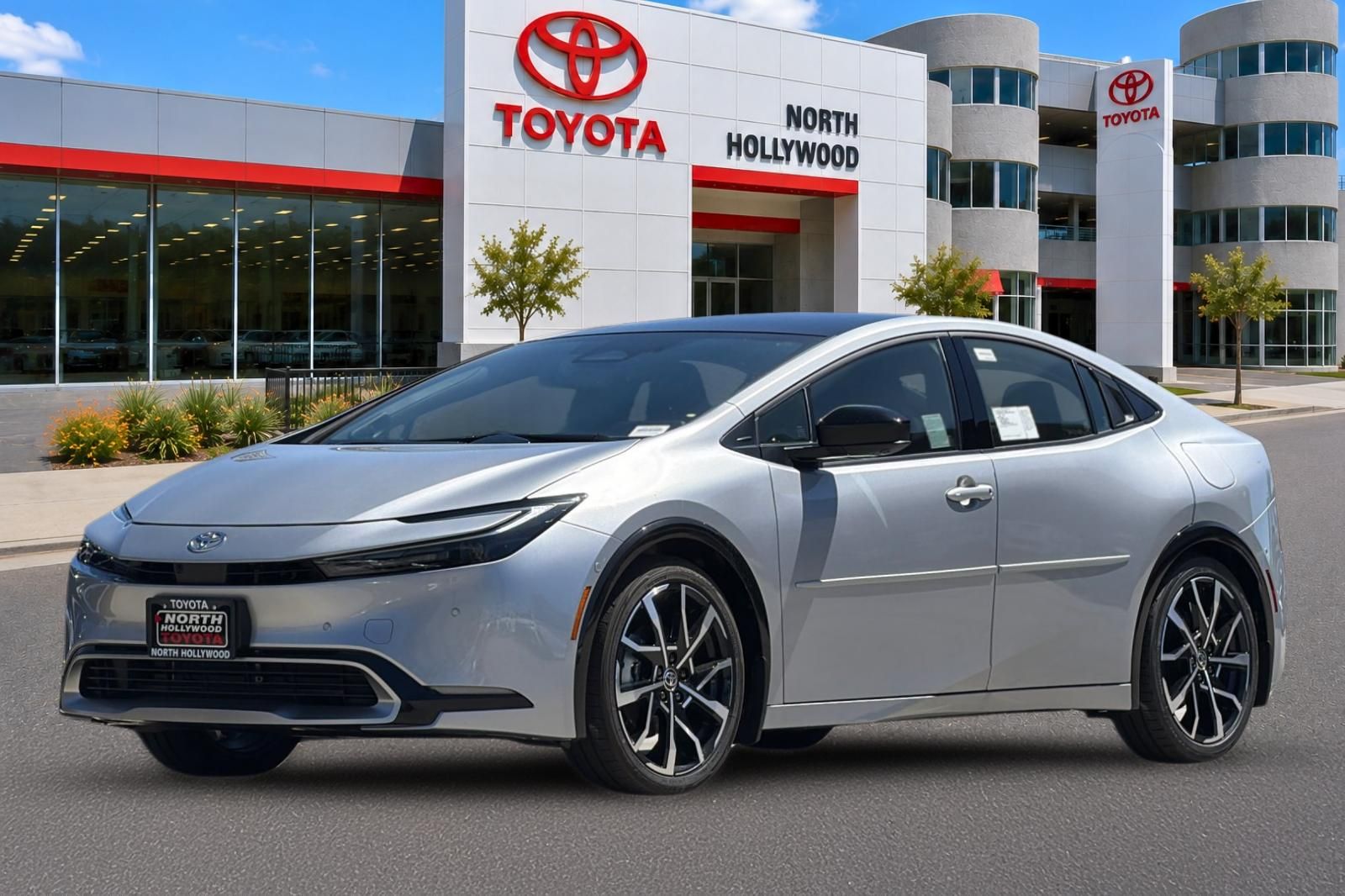 Cutting Edge 2026 Toyota Prius Plug-In Hybrid Hatchback Front-Wheel Drive Continuously Variable Transmission