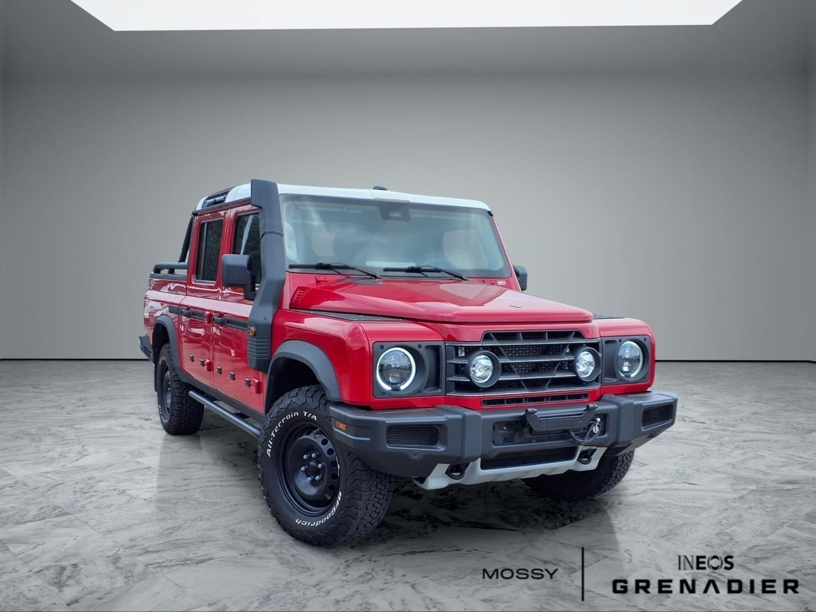 Devil Red 2025 Ineos Quartermaster Trialmaster 4WD Pickup Truck Four-Wheel Drive 8-Speed Automatic