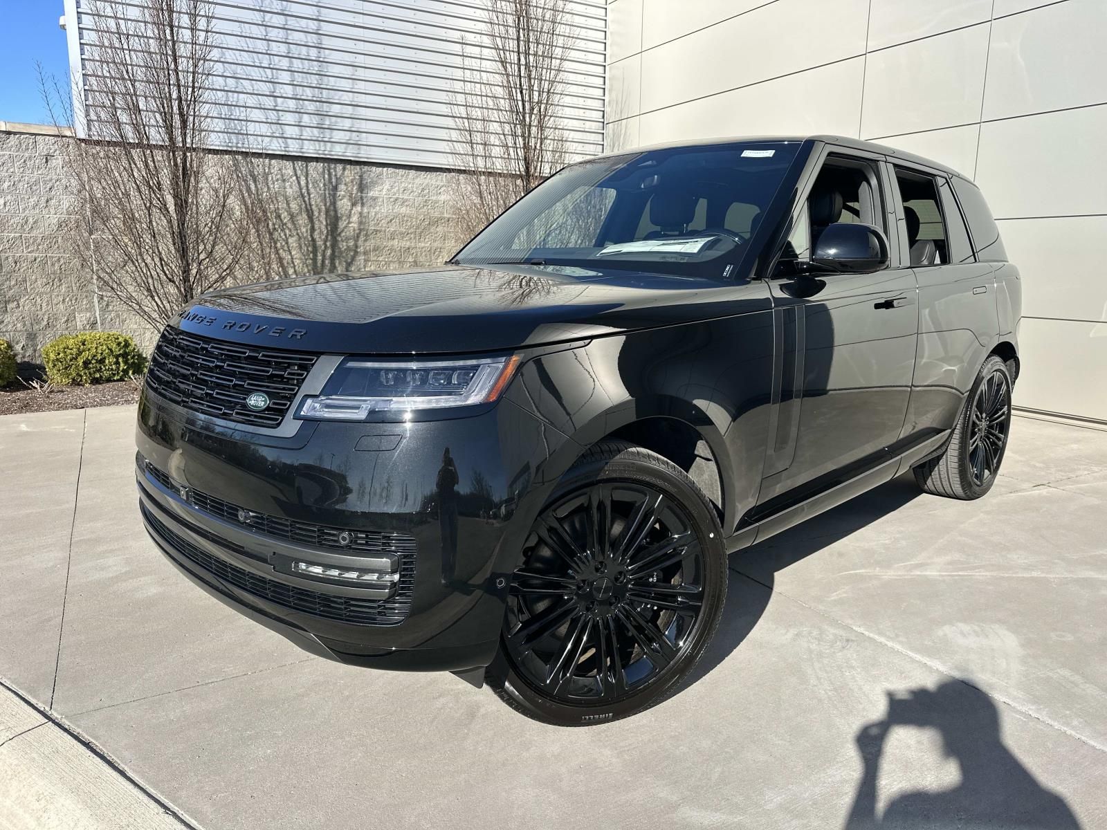 2026 Land Rover Range Rover P530 SE AWD