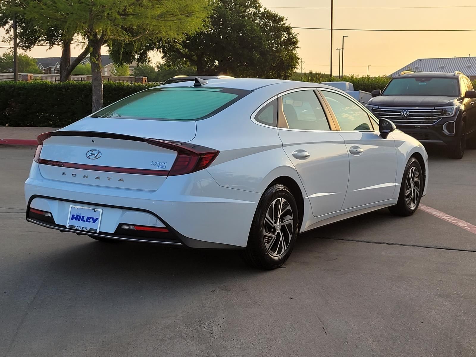 used 2022 Hyundai Sonata Hybrid car, priced at $18,300