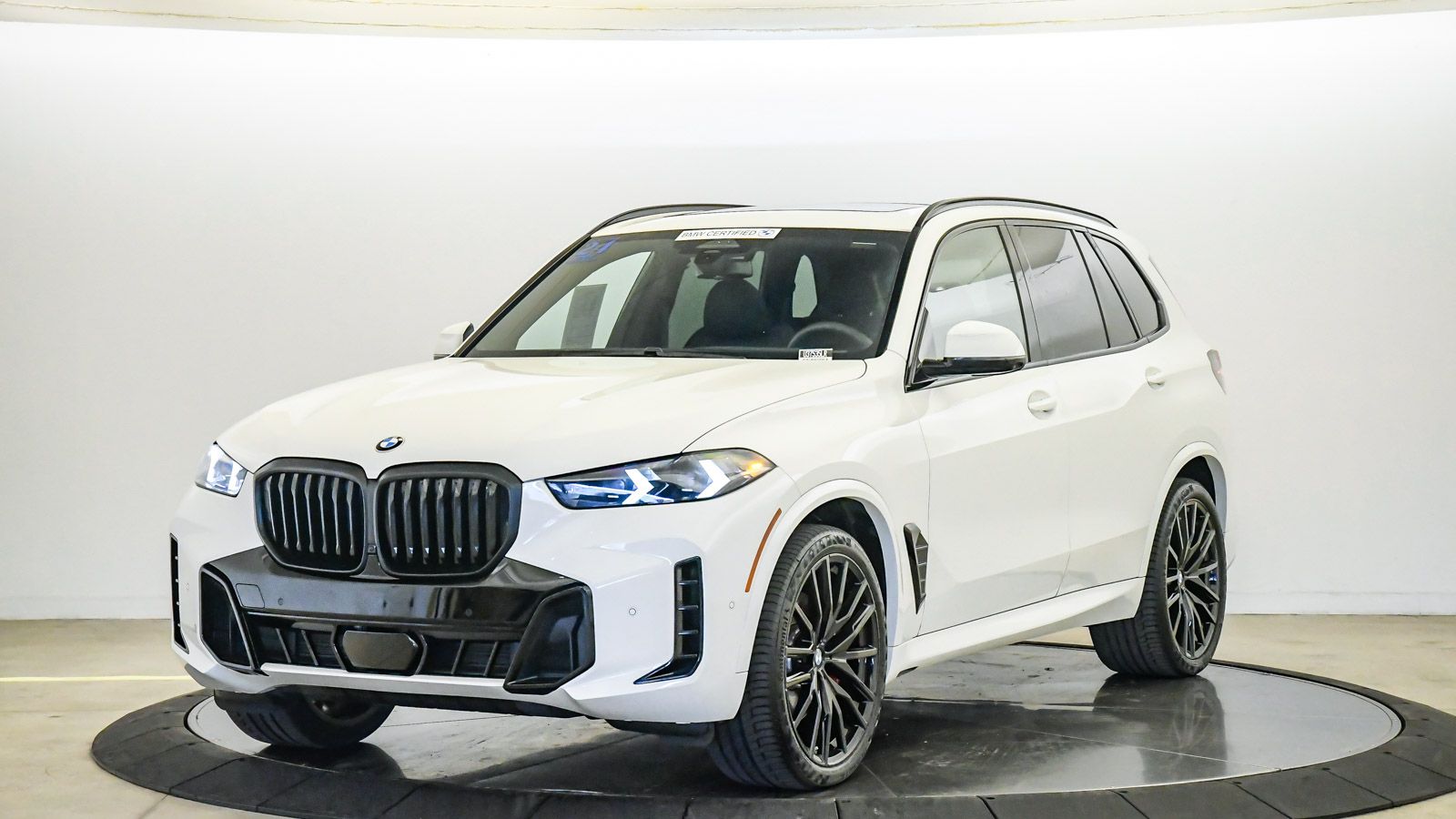 Alpine White 2024 BMW X5 sDrive40i RWD SUV / Crossover Rear-Wheel Drive 8-Speed Automatic