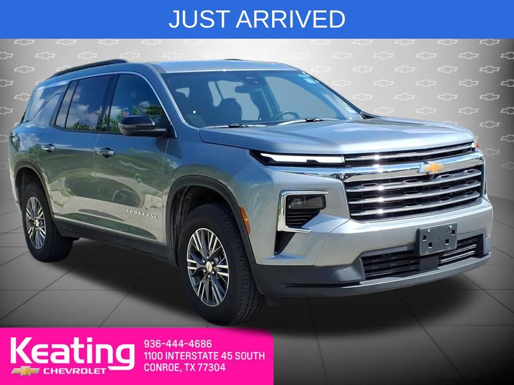 Sterling Gray Metallic 2026 Chevrolet Traverse LT FWD SUV / Crossover Front-Wheel Drive 8-Speed Automatic