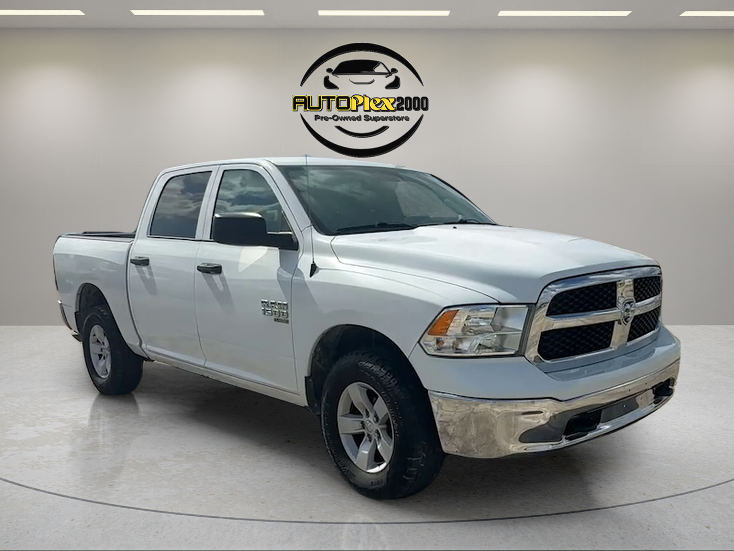 2022 RAM 1500 Classic SLT