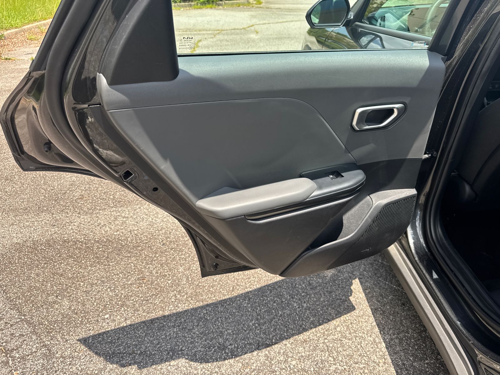 Used 2025 Gray Kia LXS image 21