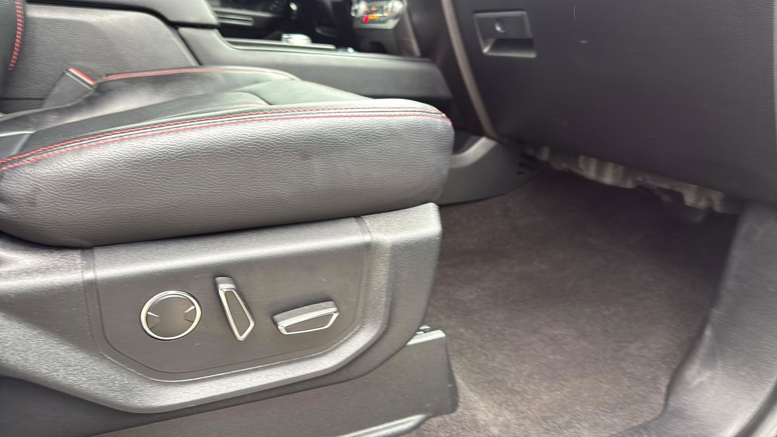 Used Car 2021 Ford Expedition  Limited For Sale Under $40,000 In Austin, Texas