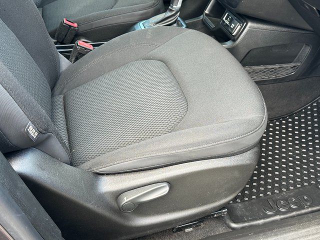 Used 2019 Gray Jeep Latitude image 29