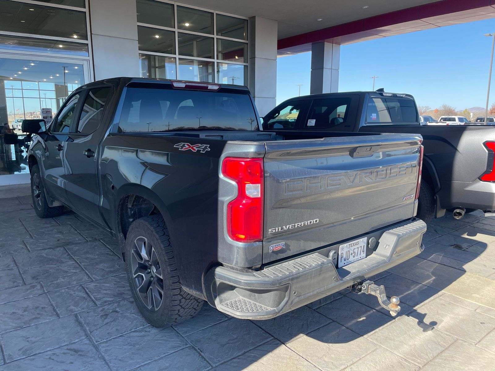 2021 Chevrolet Silverado 1500 RST 3