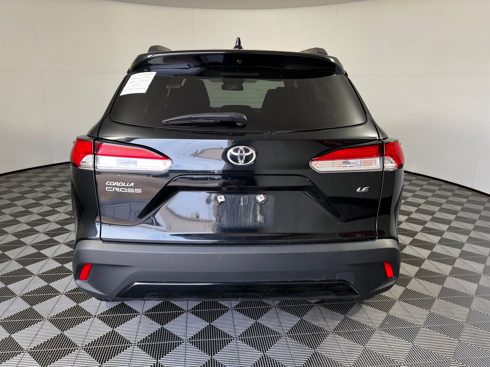 Thumbnail: 2025 Toyota Corolla Cross - 6