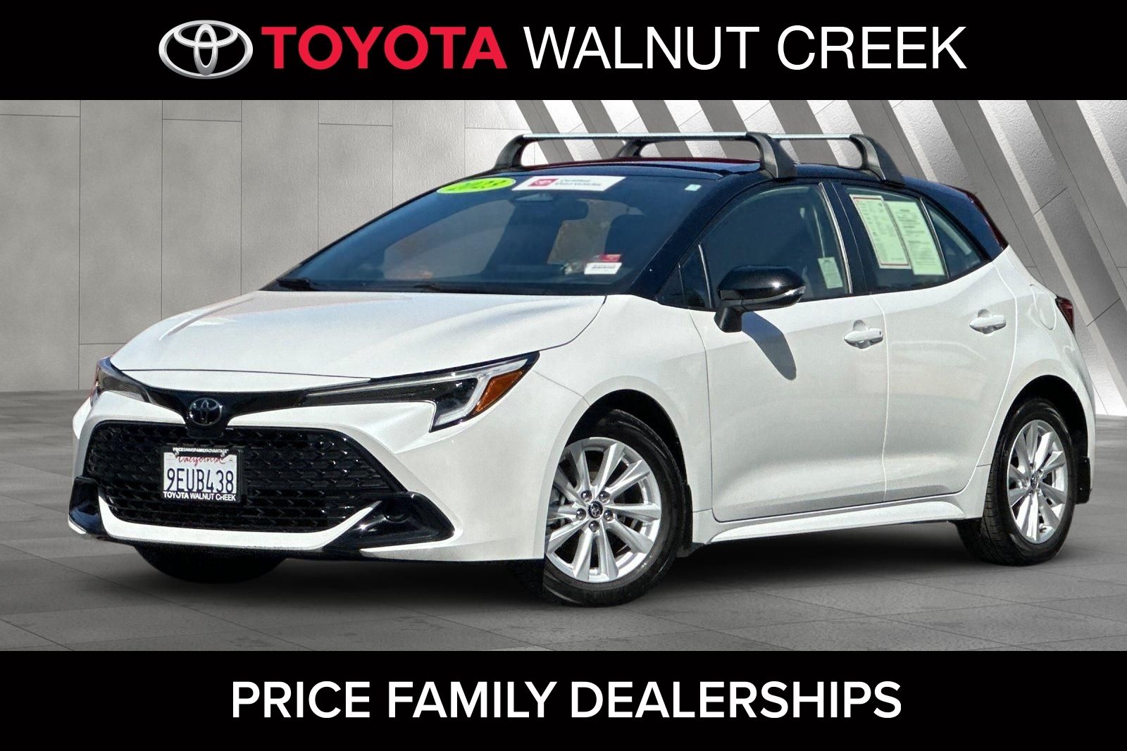 2023 Toyota Corolla Hatchback SE FWD