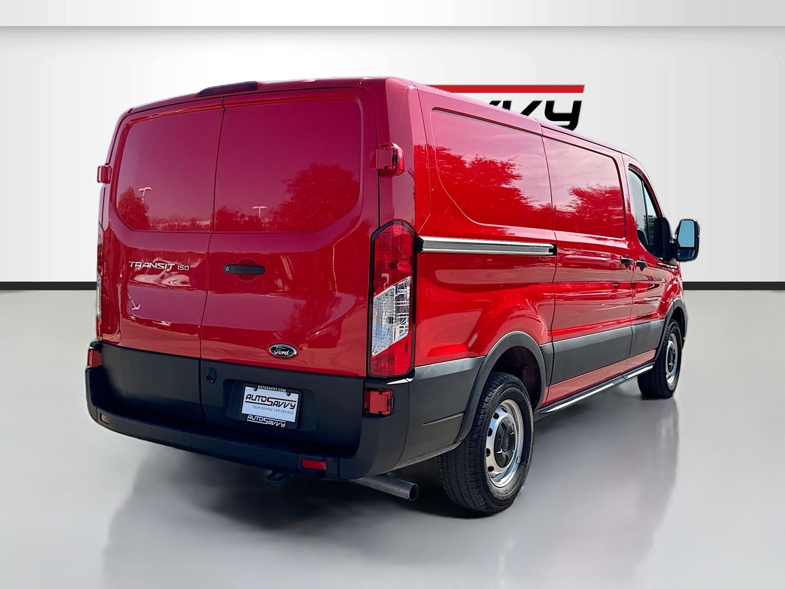 Used 2025 Red Ford Base image 7