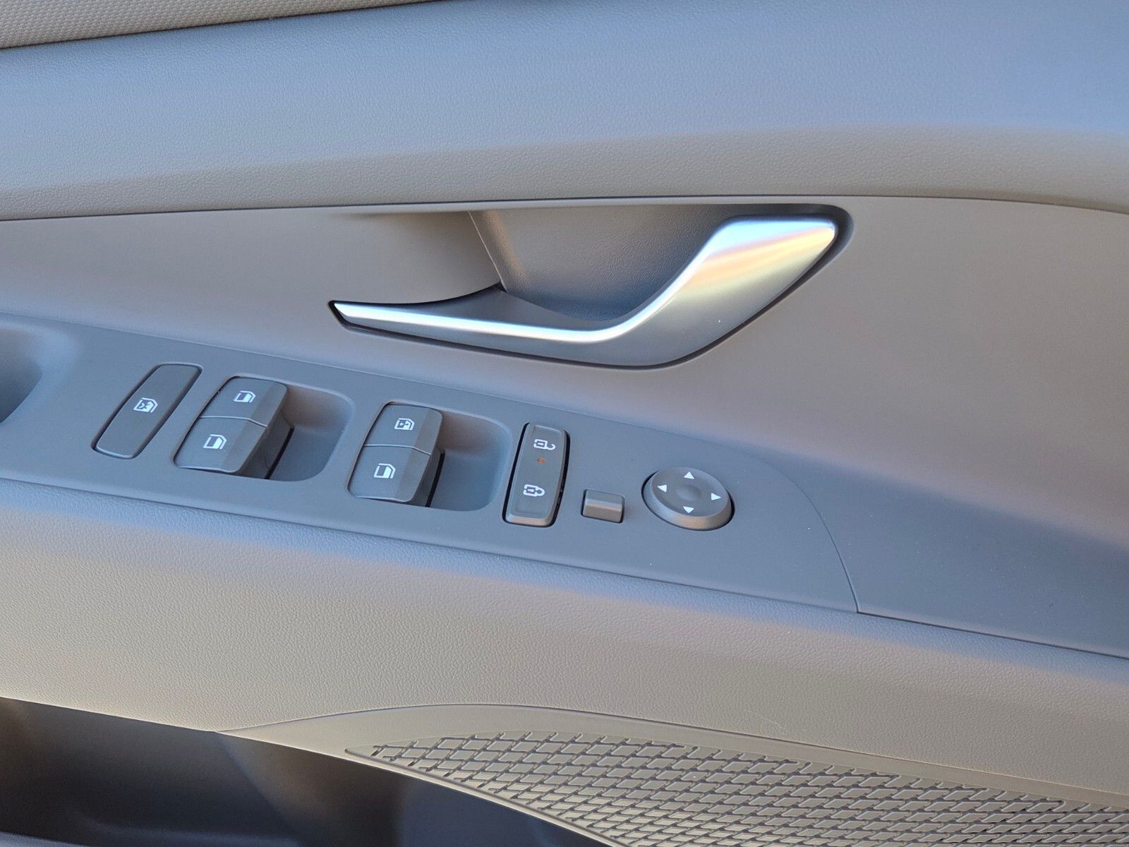 New 2026 Gray HYUNDAI SEL Sport image 28