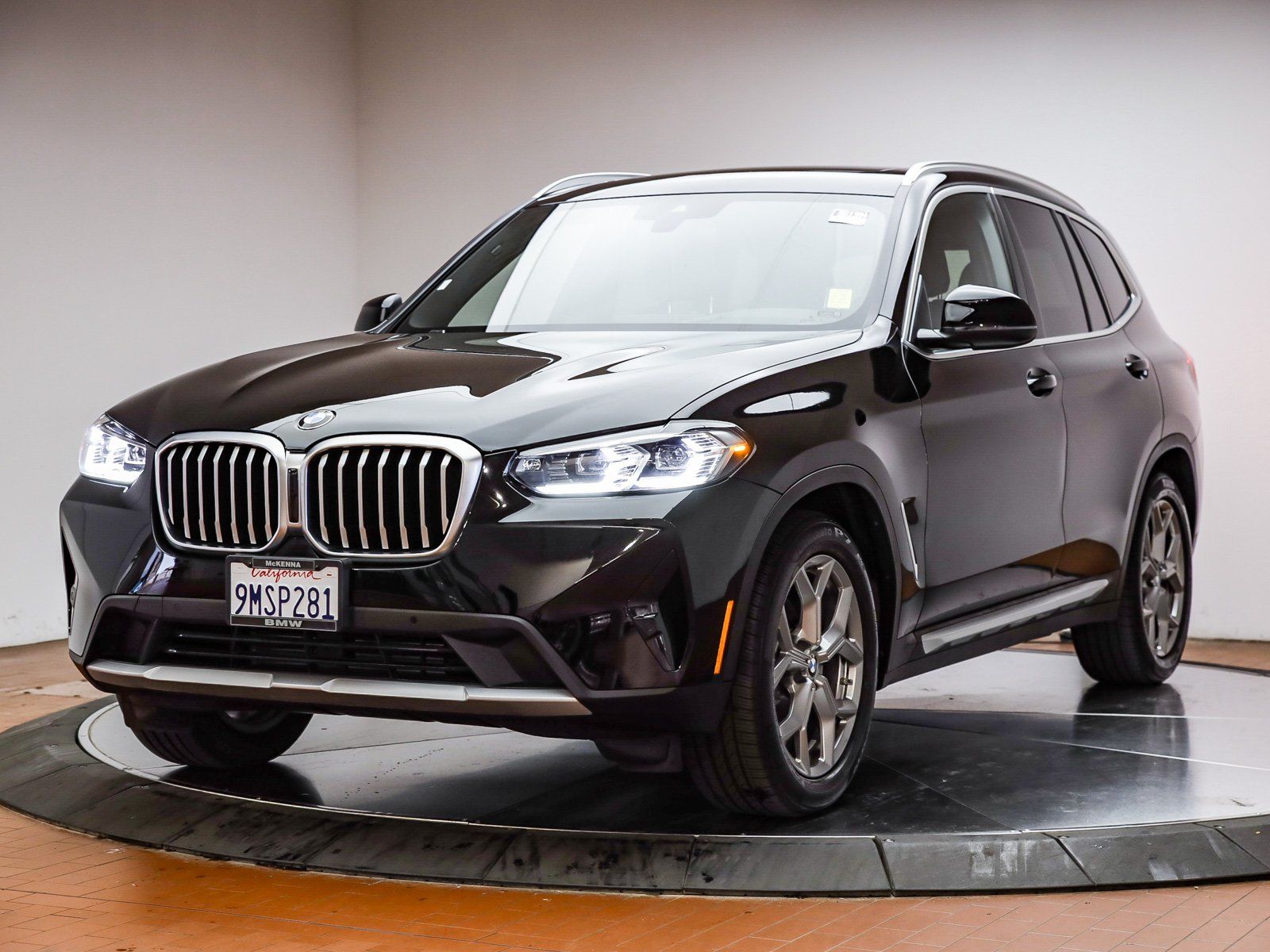 BMW X3 sDrive30i RWD