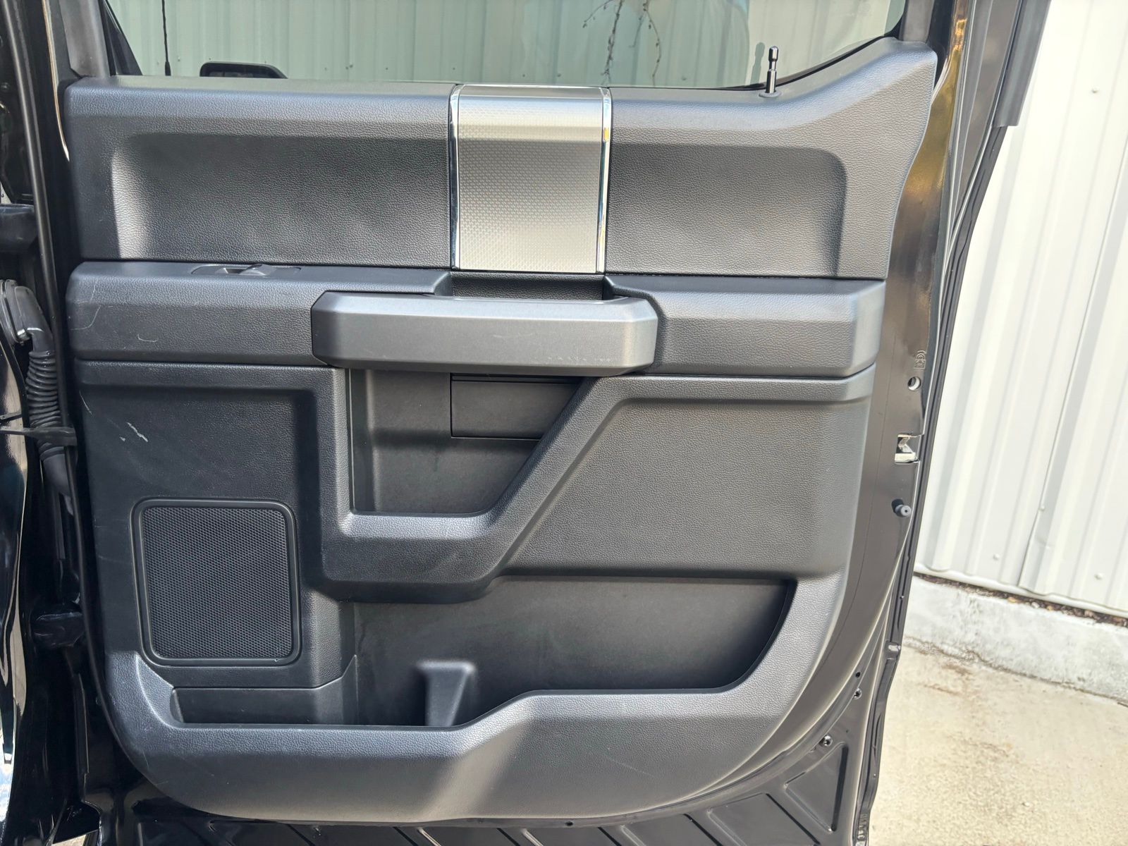 Used Car 2017 Ford F-150  Xlt For Sale Under $25,000 In Austin, Texas