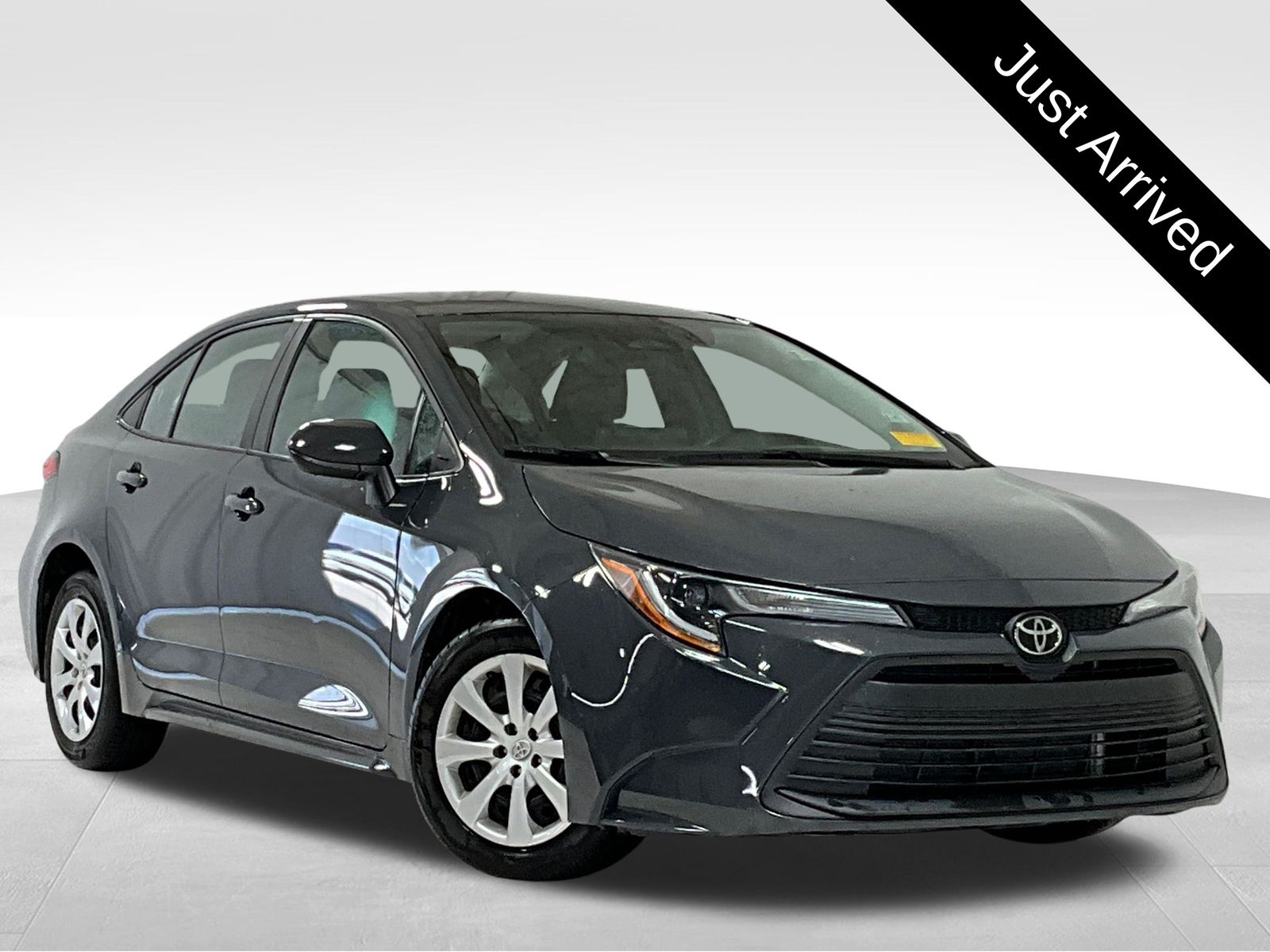 2024 Toyota Corolla LE FWD