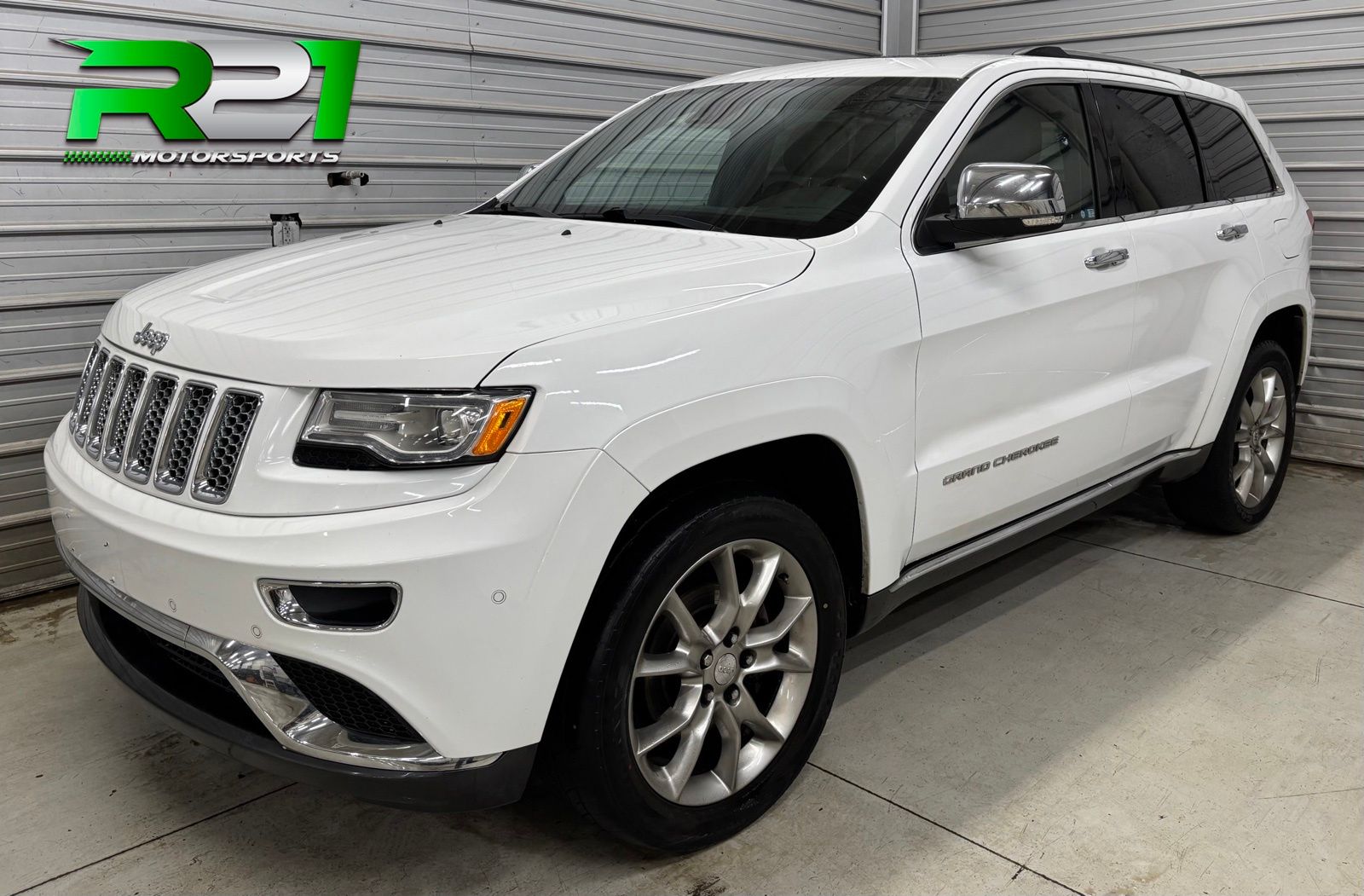 2015 Jeep Grand Cherokee Summit - Main Image