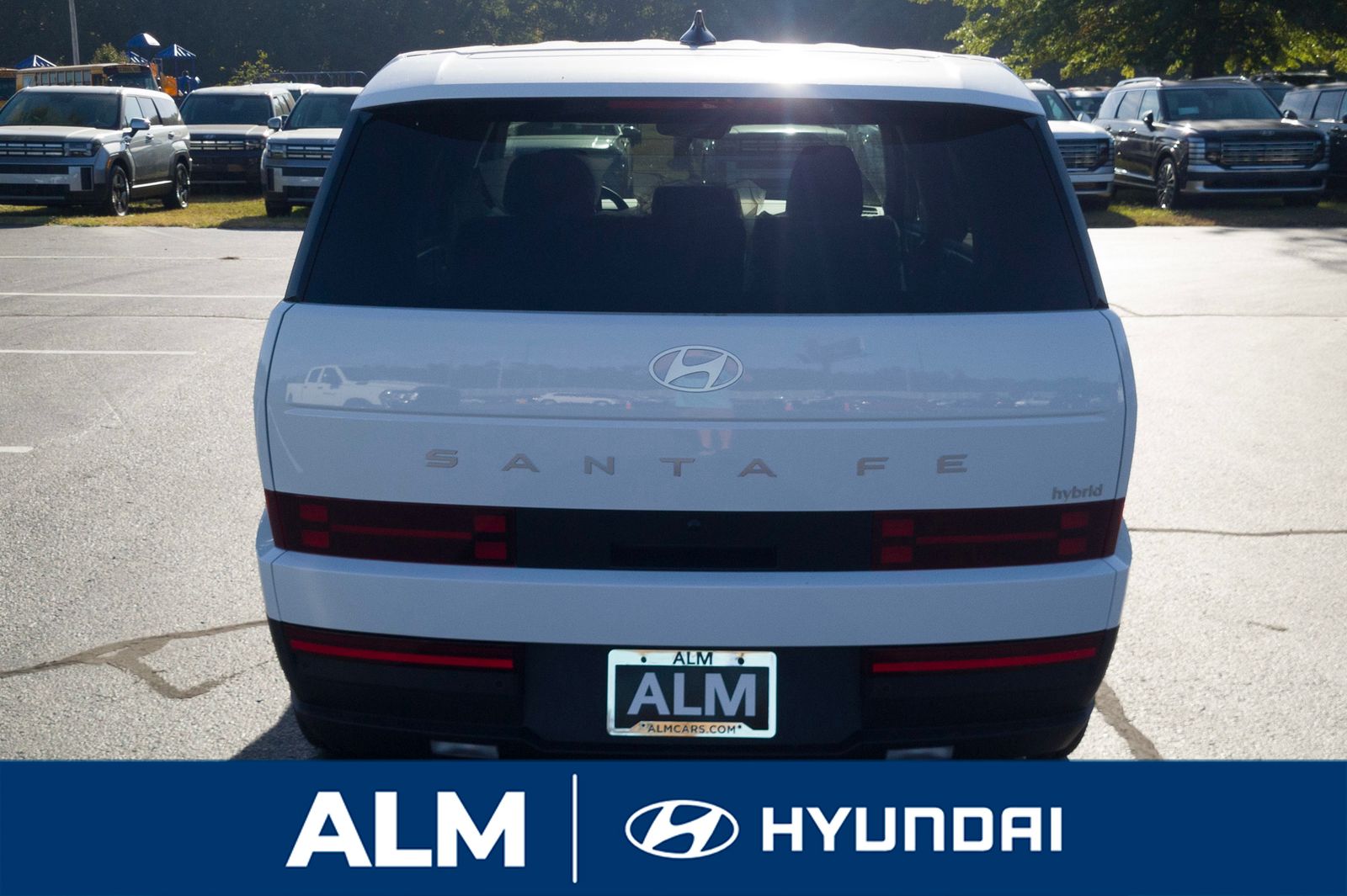 2026 Hyundai Santa Fe SE photo 4