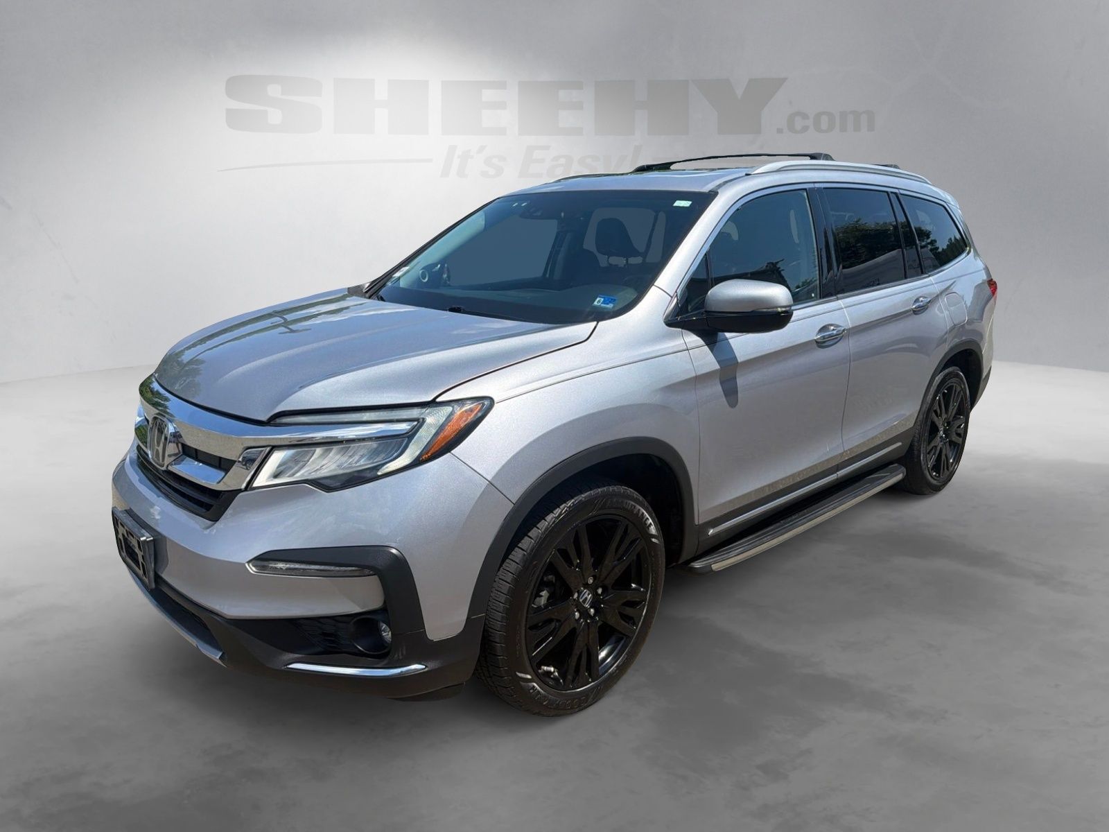 Used 2019 Silver Honda Elite image 16