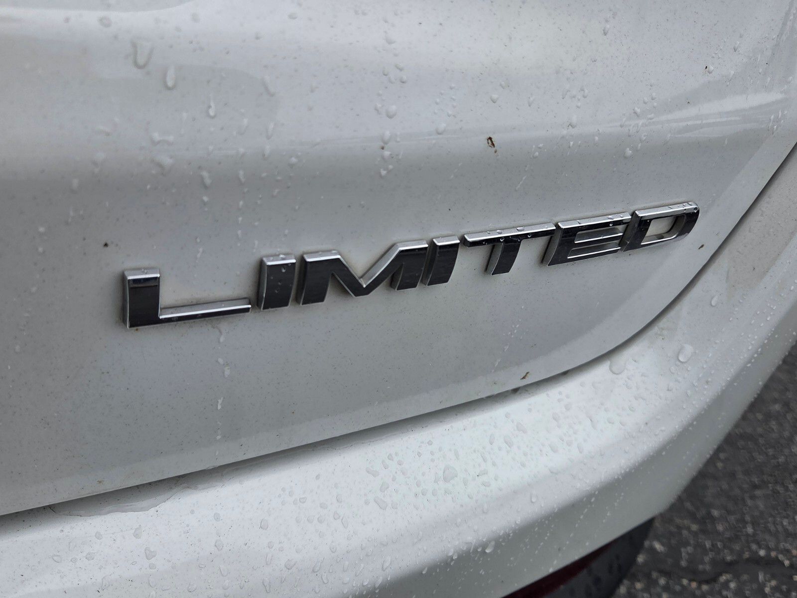 Used 2025 White Jeep Limited image 12