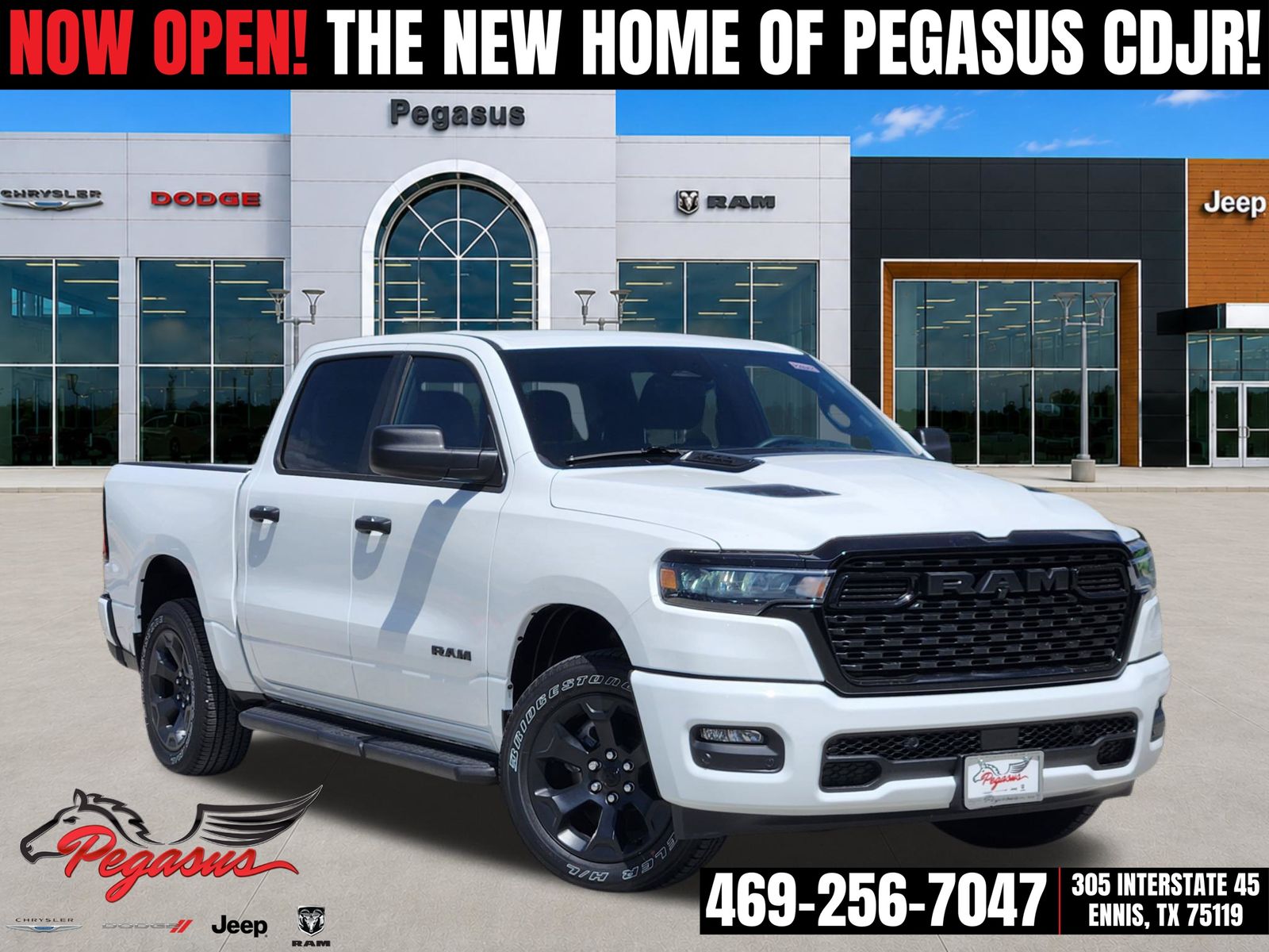 Bright White Clearcoat 2026 RAM 1500 Pickup Truck Four-Wheel Drive 8-Speed Automatic