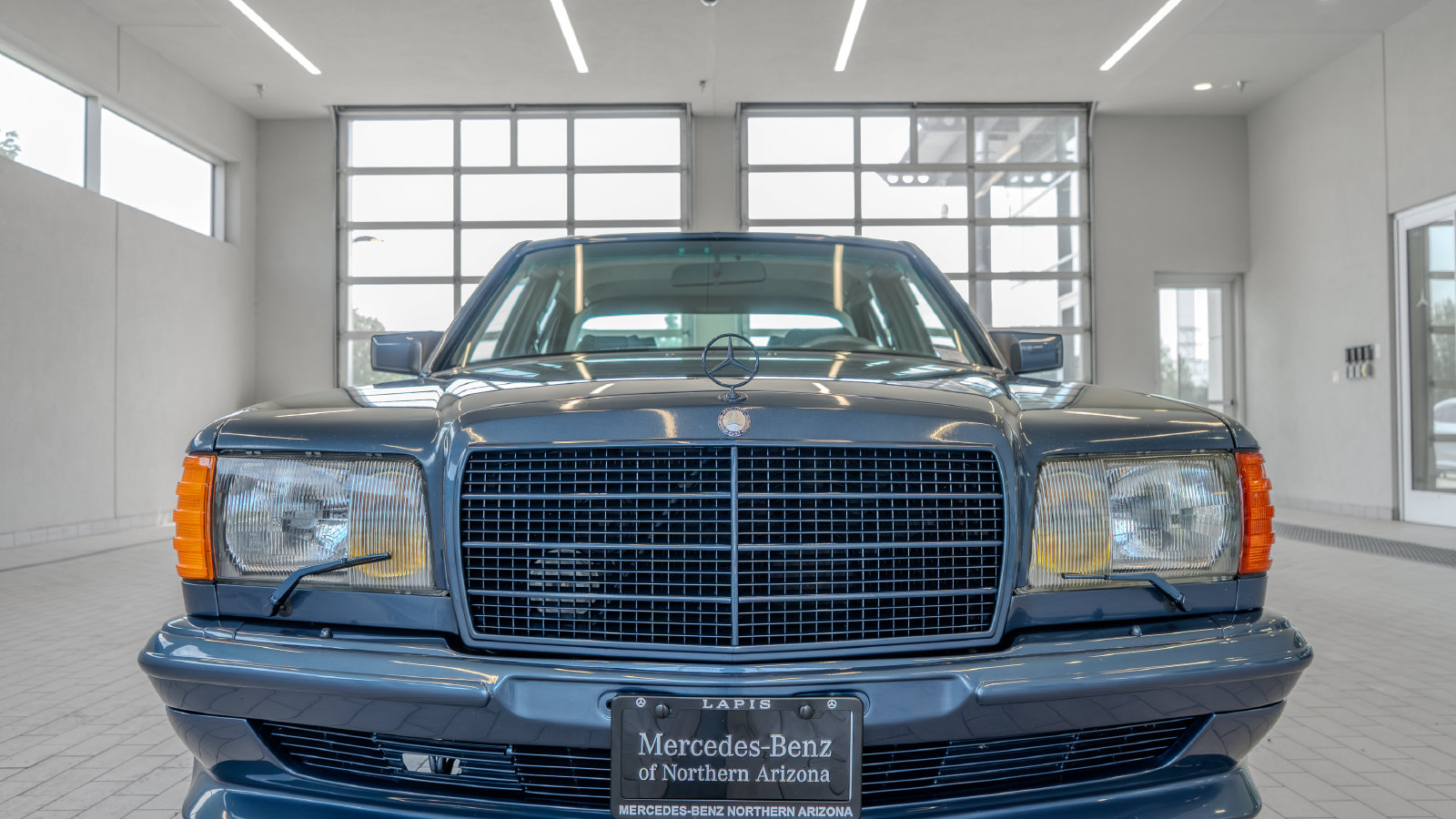 1984 Mercedes 500 SEL — full photo 22 of 46